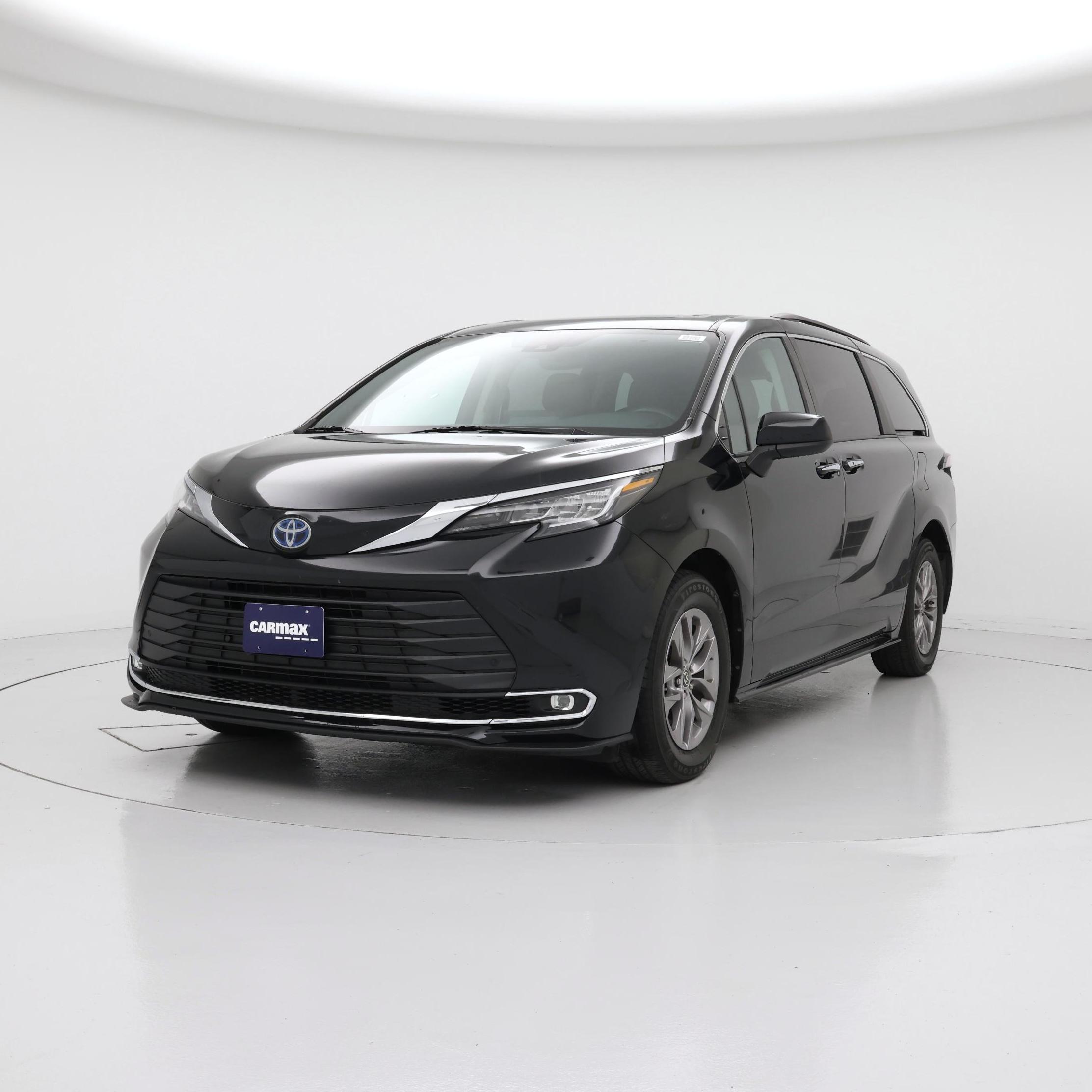 Thumbnail: 2021 Toyota Sienna - 4