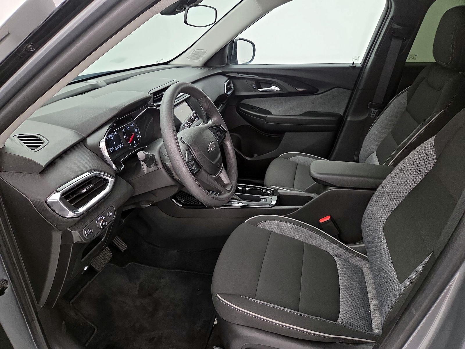 Power Seat(s) & Side Airbags