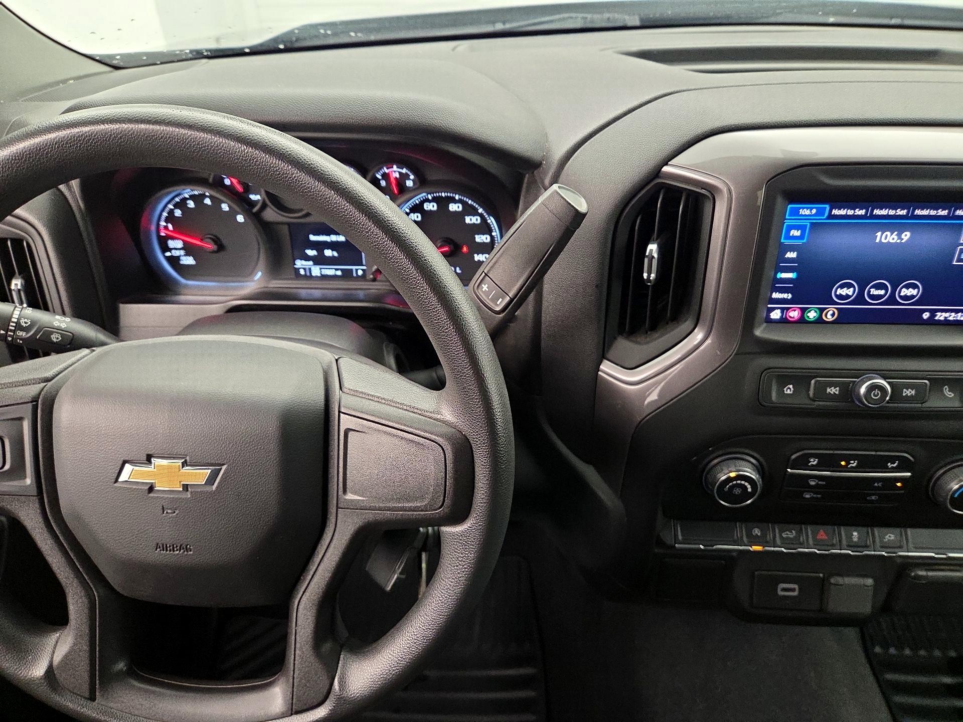 Thumbnail: 2020 Chevrolet Silverado 1500 - 17