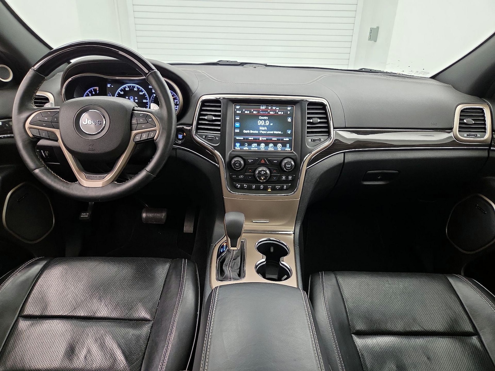 2017 Jeep Grand Cherokee Overland - Photo 10