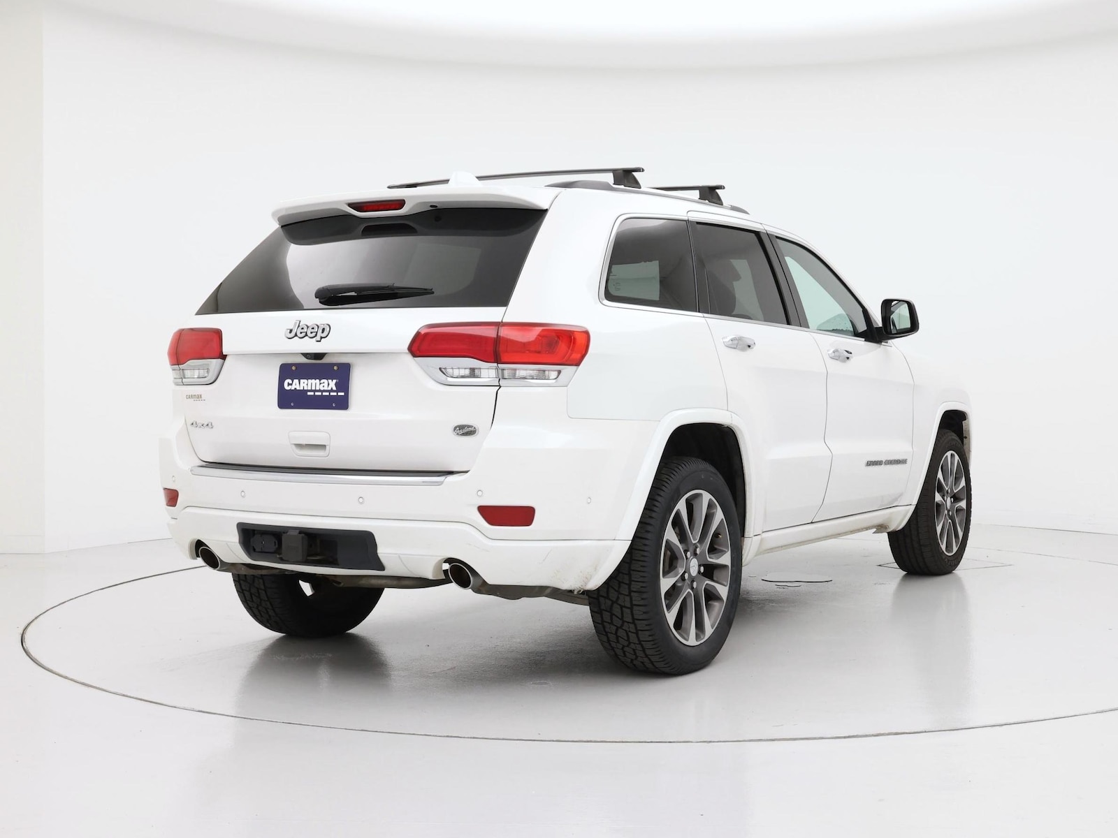 2017 Jeep Grand Cherokee Overland - Photo 9