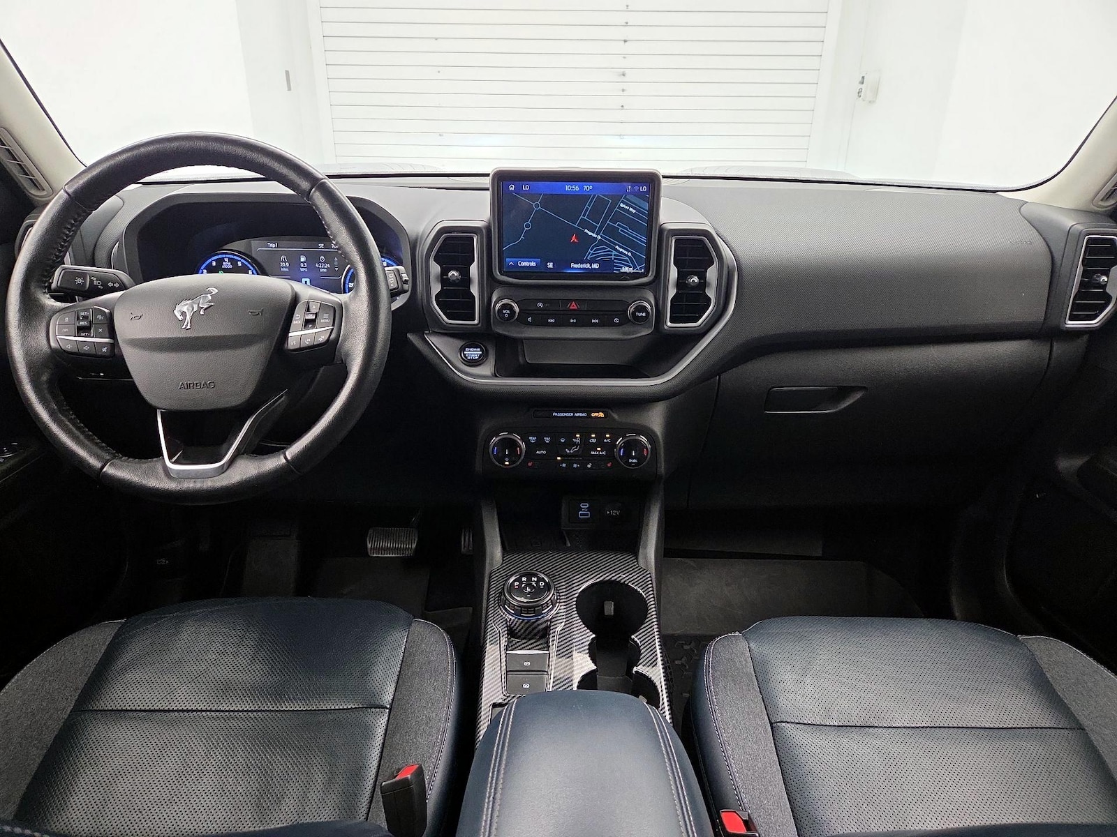 Apple CarPlay® & Android Auto™