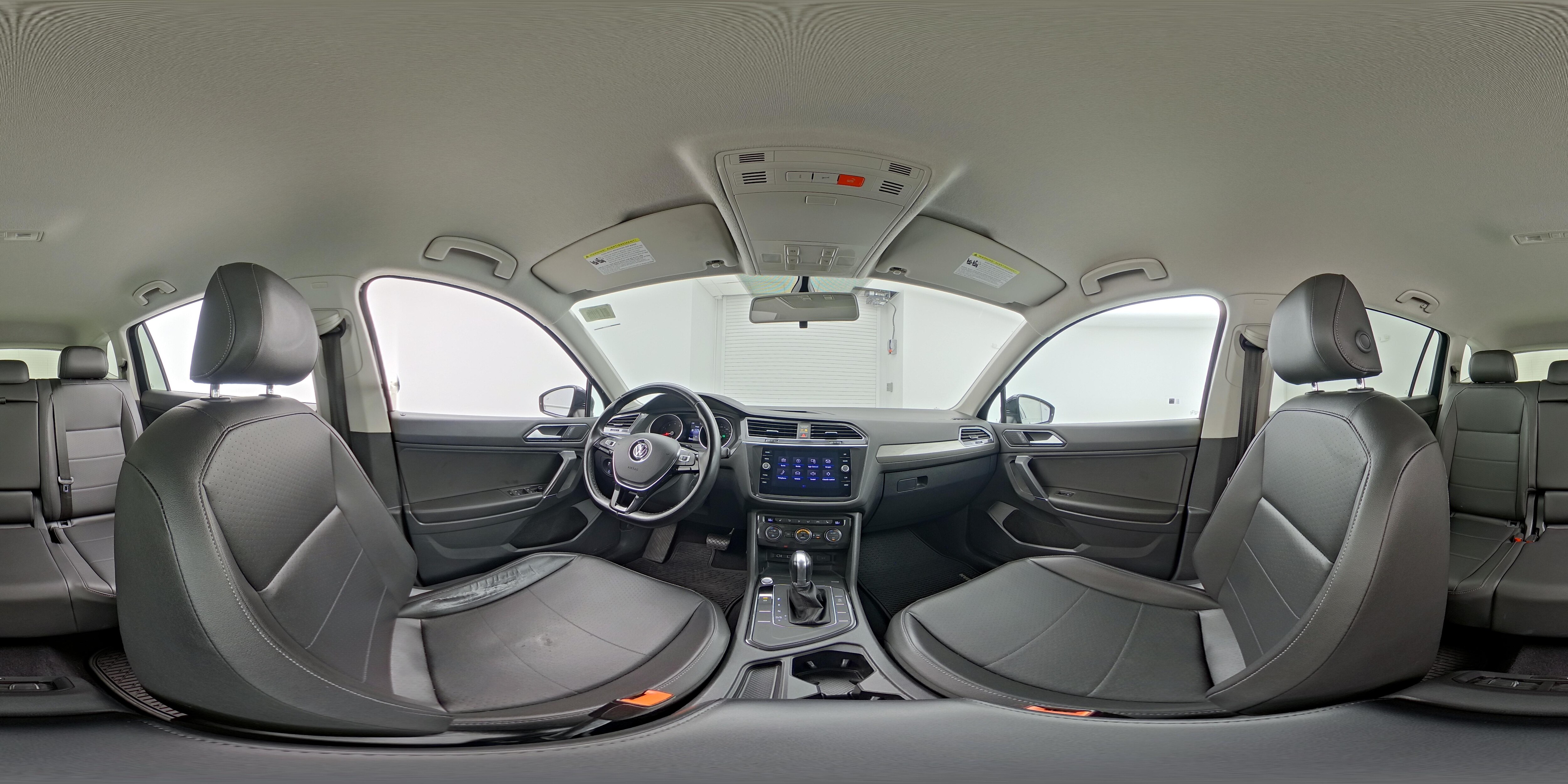 2018 Volkswagen Tiguan SE - Photo 26