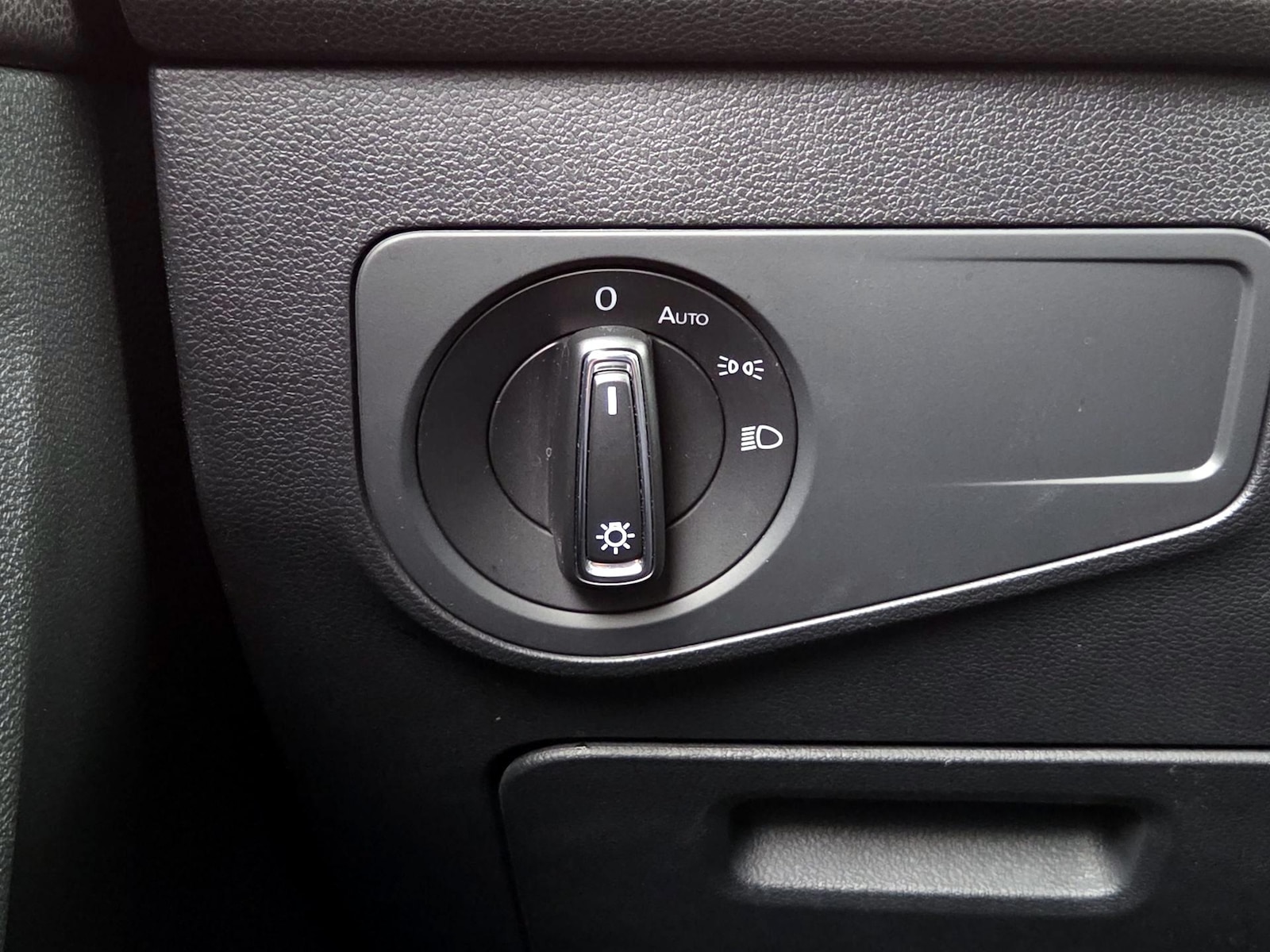 2018 Volkswagen Tiguan SE - Photo 14