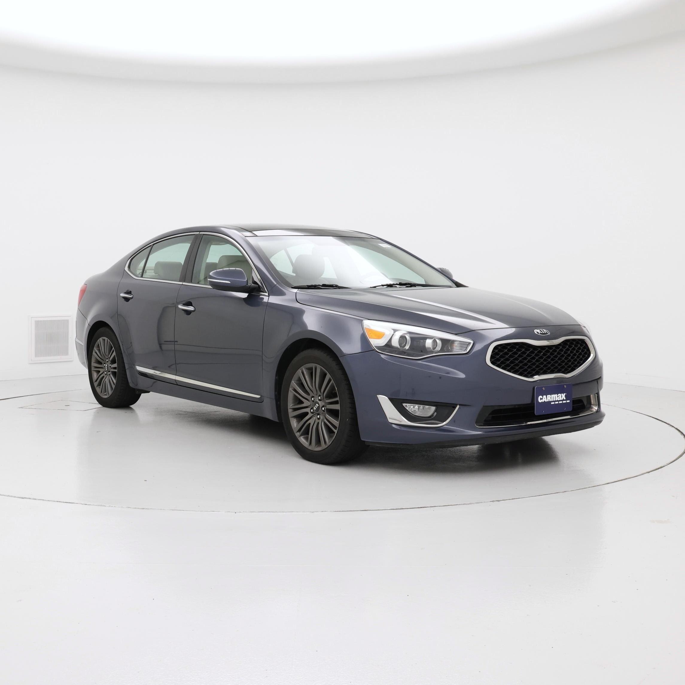 Blue 2014 Kia Cadenza Sedan Front-Wheel Drive Automatic
