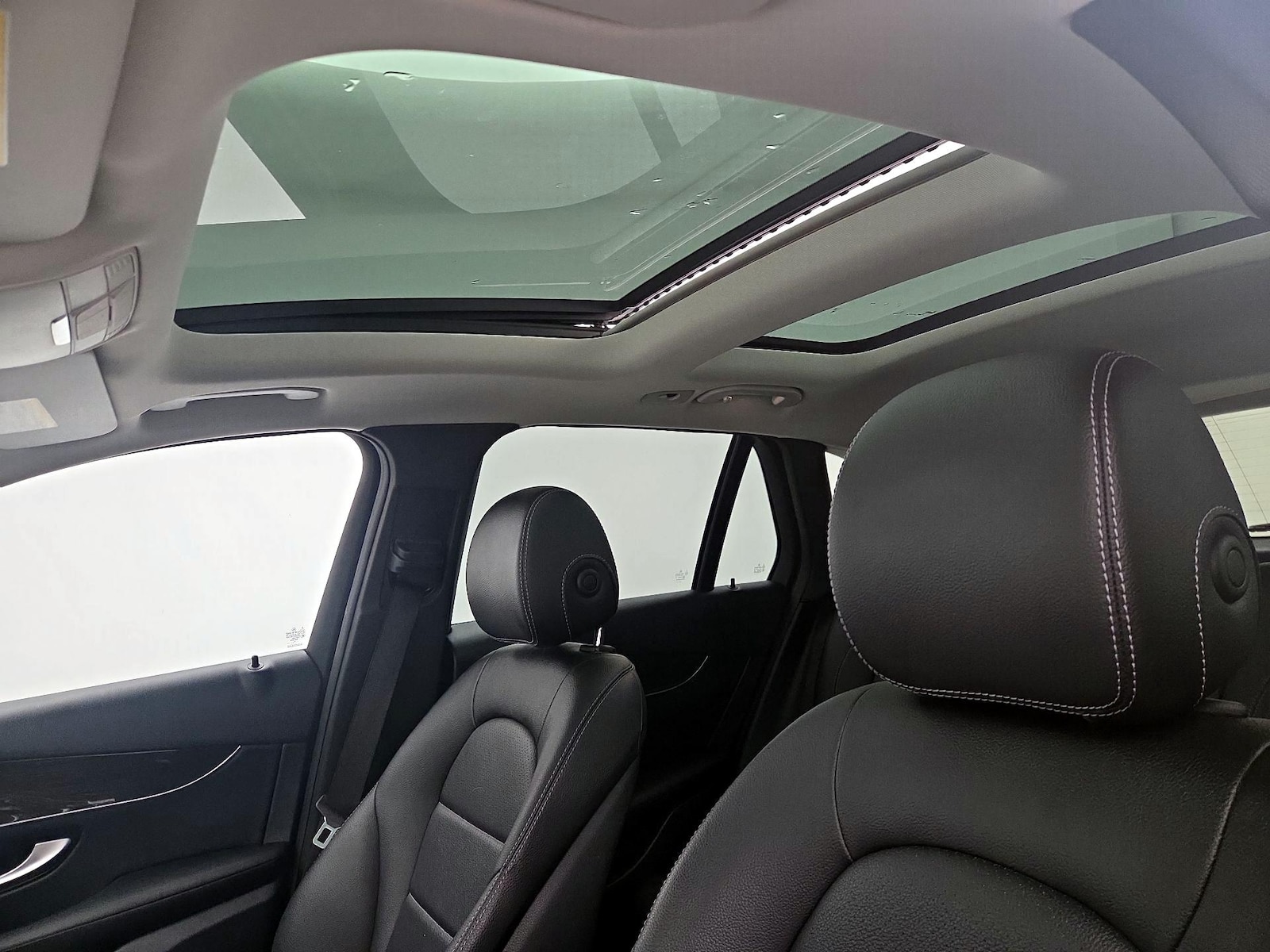 2016 Mercedes-Benz GLC GLC300 - Photo 20