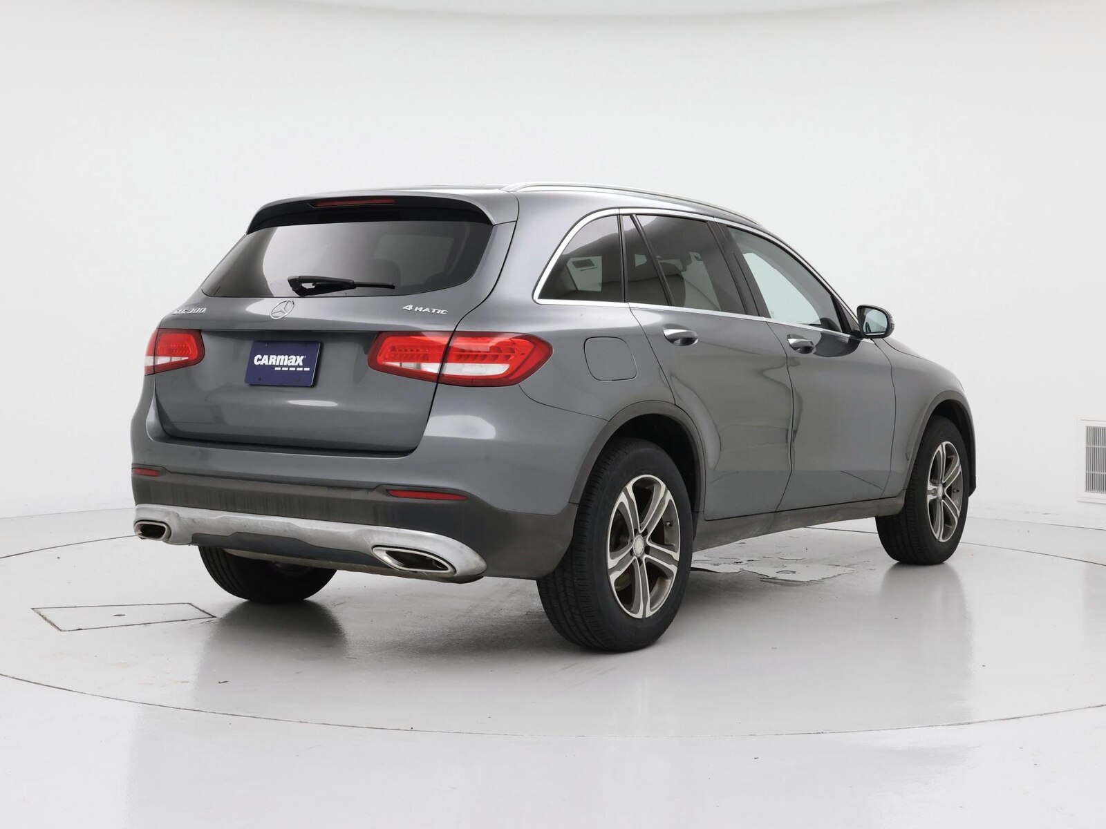 2016 Mercedes-Benz GLC GLC300 - Photo 9