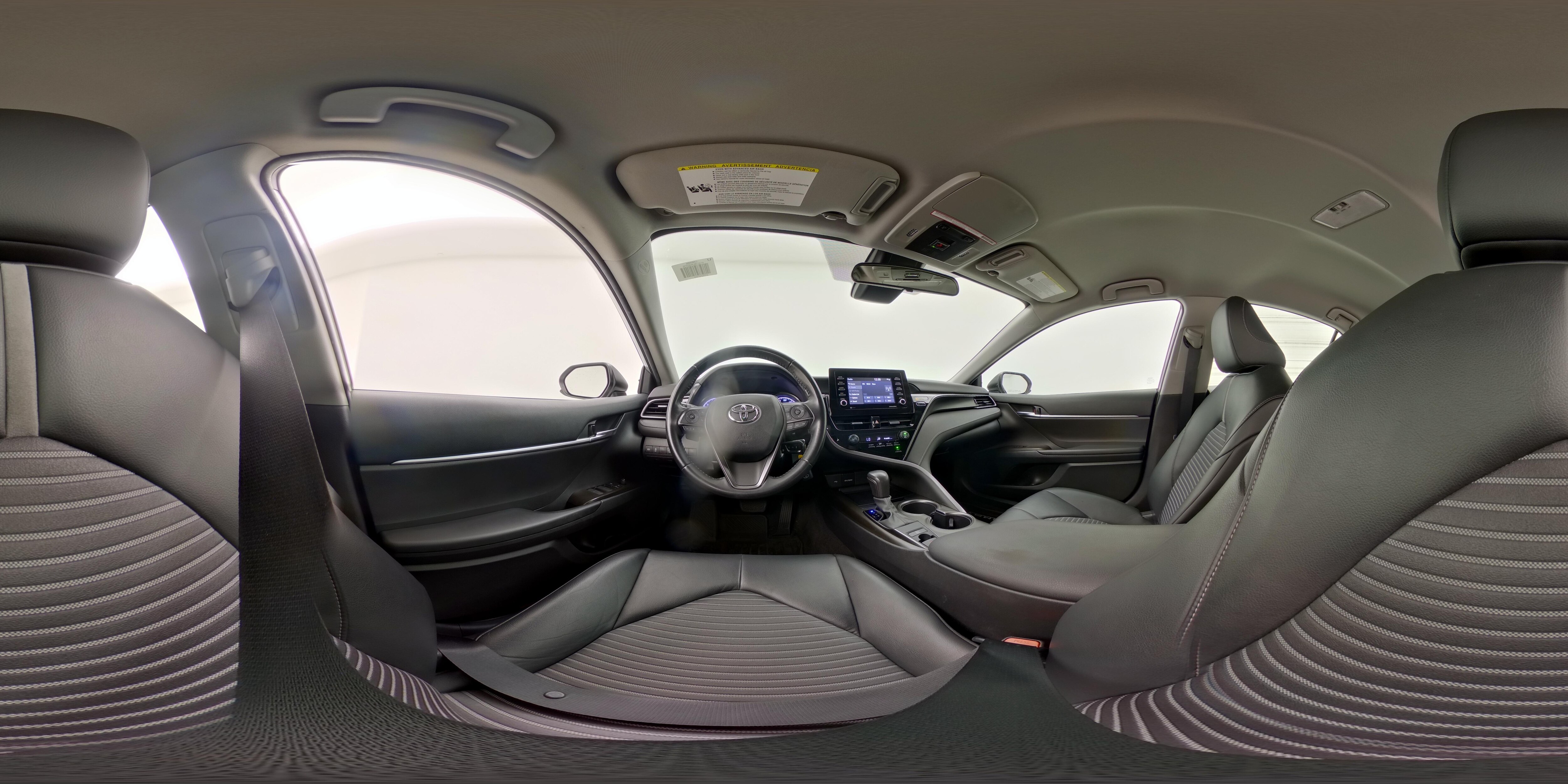 2021 Toyota Camry SE - Photo 26