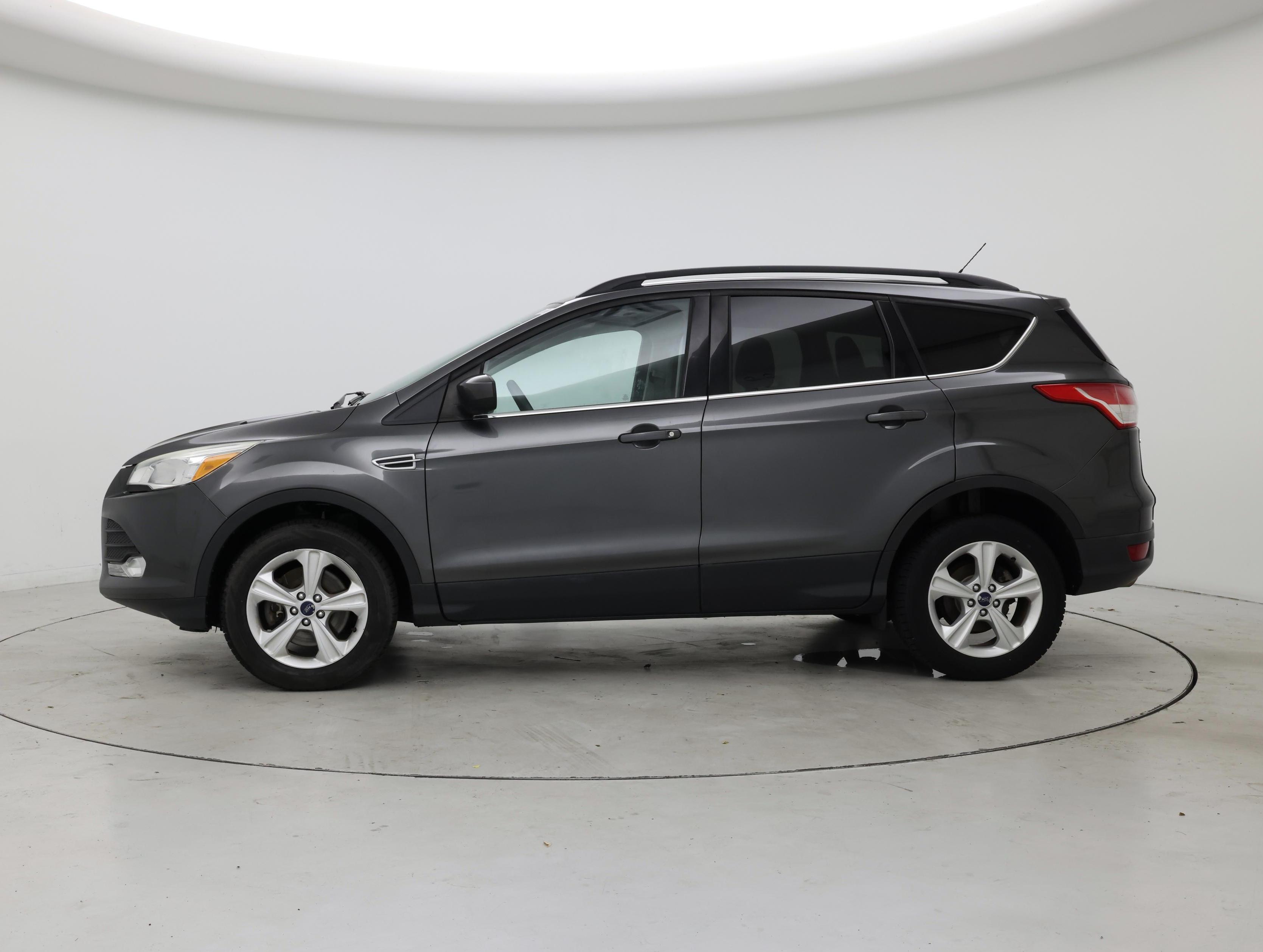 Thumbnail: 2015 Ford Escape - 3