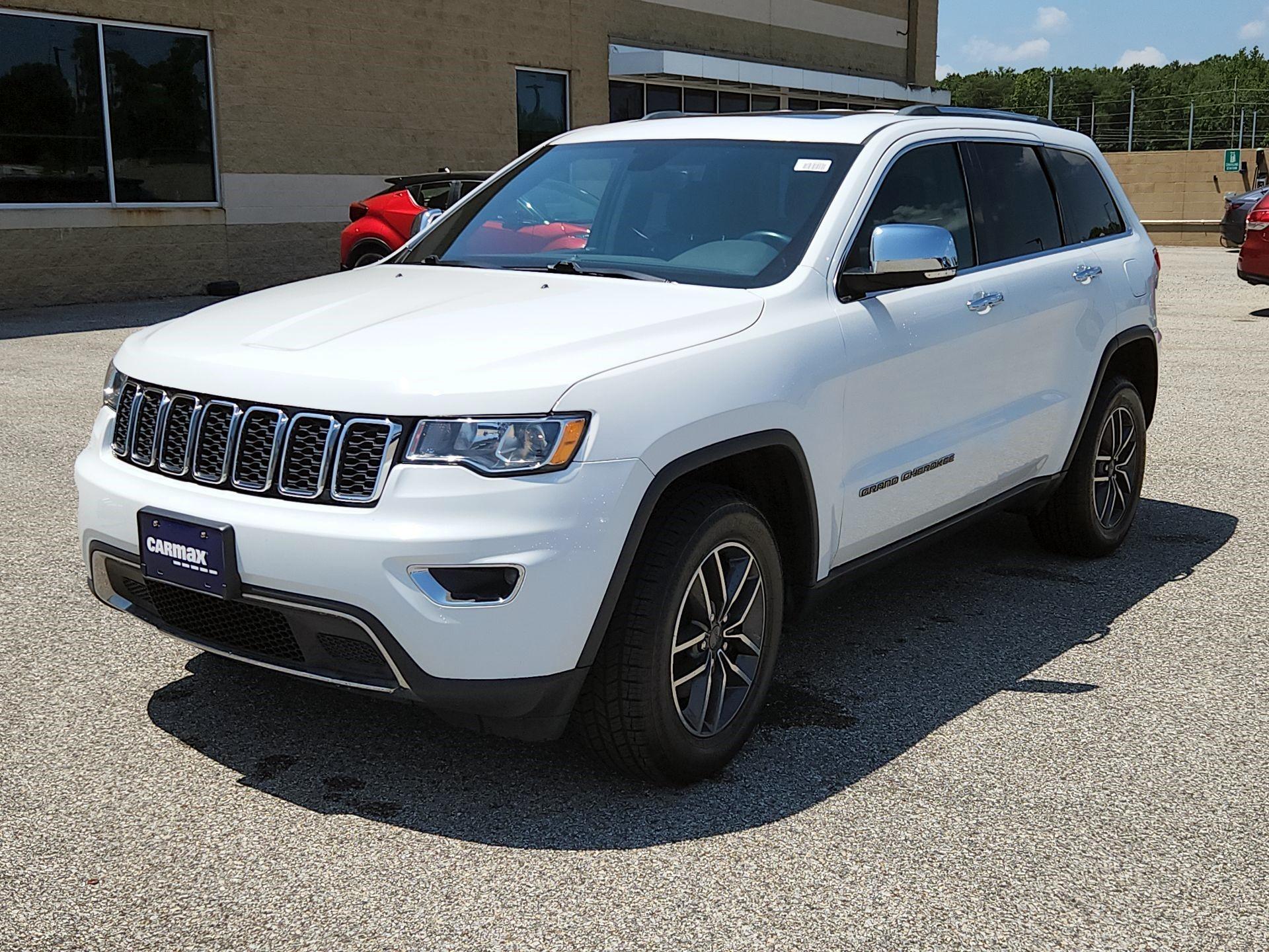 Thumbnail: 2019 Jeep Grand Cherokee - 3