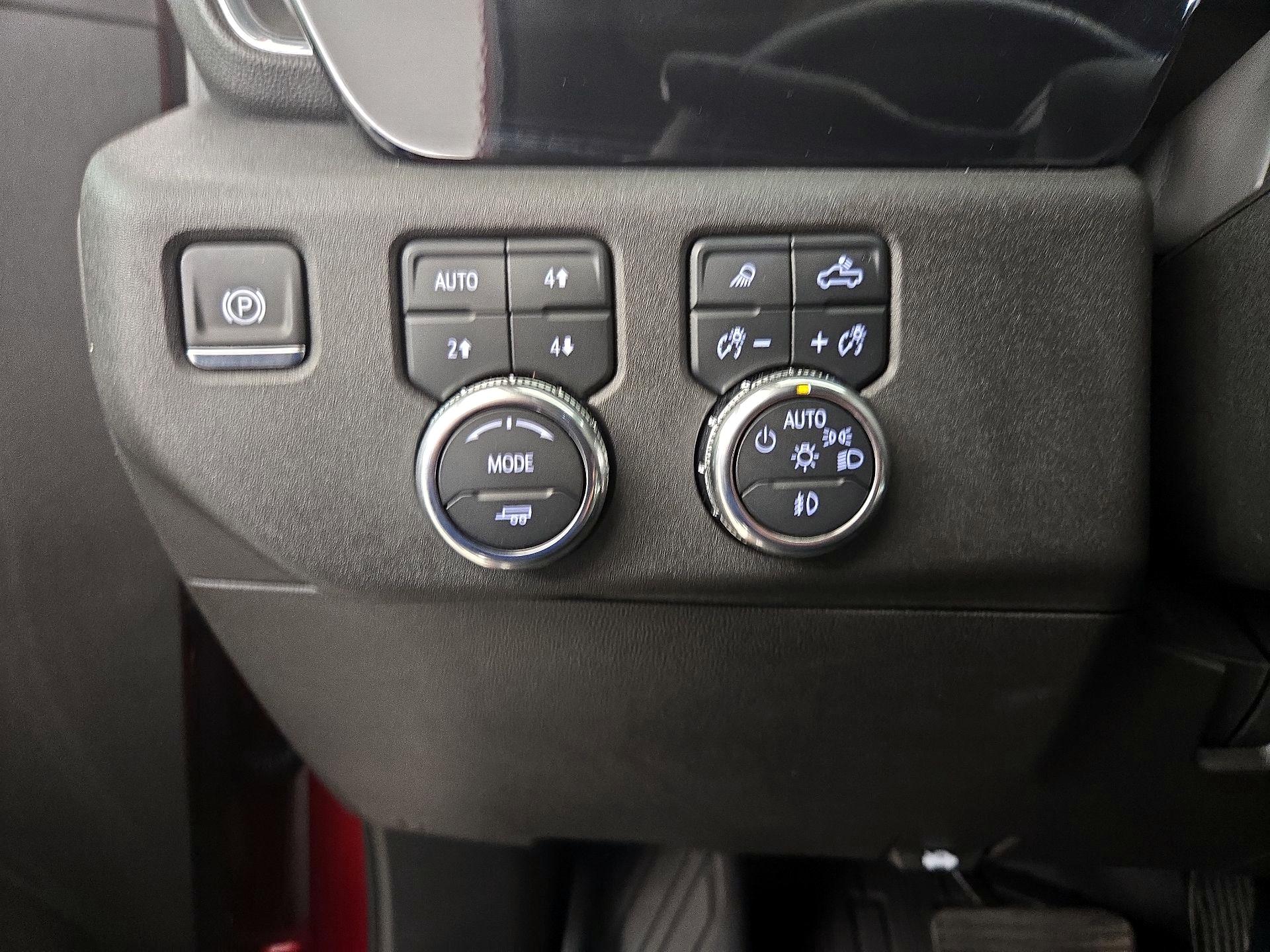 Thumbnail: 2025 GMC Sierra 2500 - 13