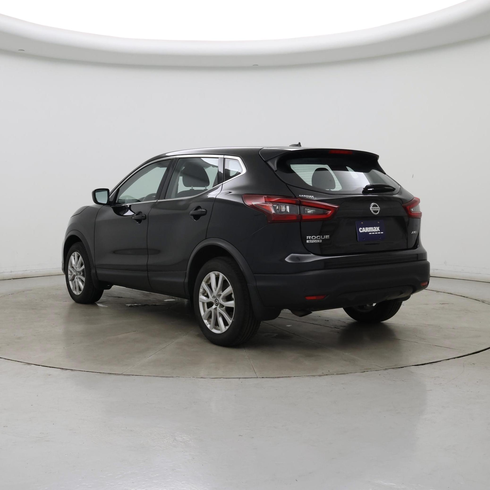 Thumbnail: 2022 Nissan Rogue Sport - 2
