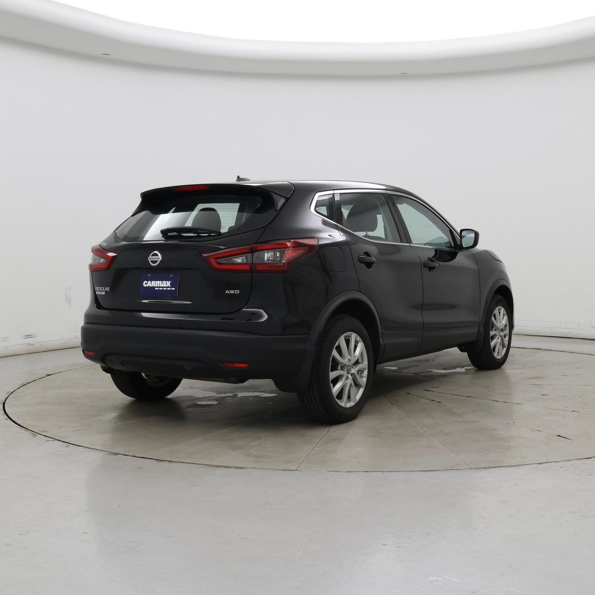 Thumbnail: 2022 Nissan Rogue Sport - 8