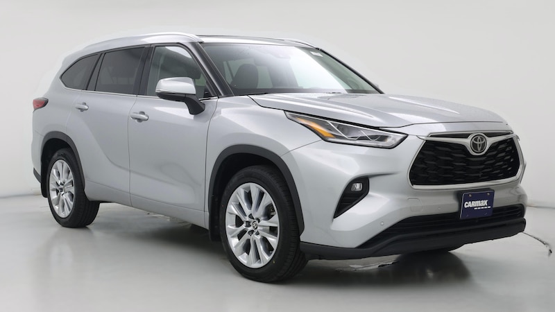 2022 Toyota Highlander Limited Hero Image