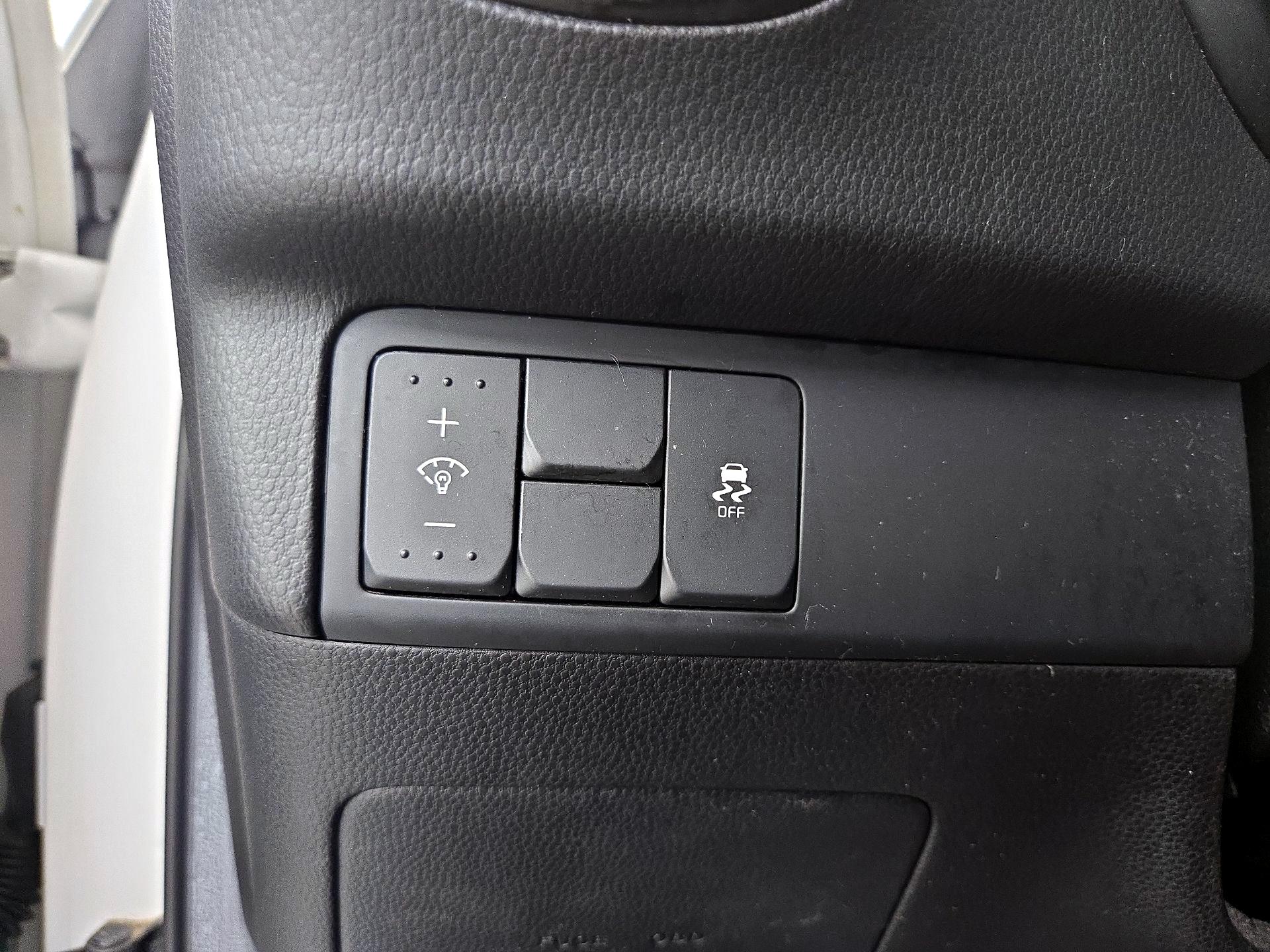Thumbnail: 2016 Kia Soul - 13