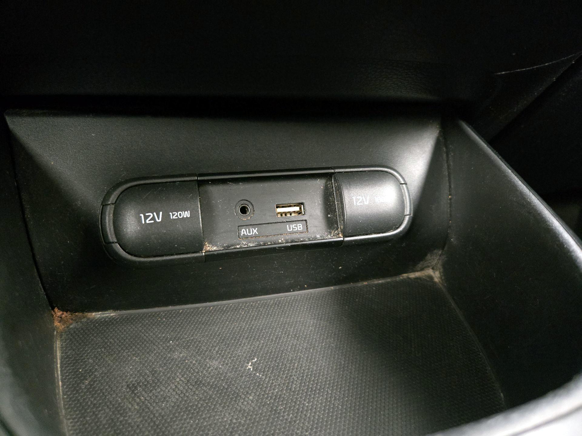 Thumbnail: 2016 Kia Soul - 17