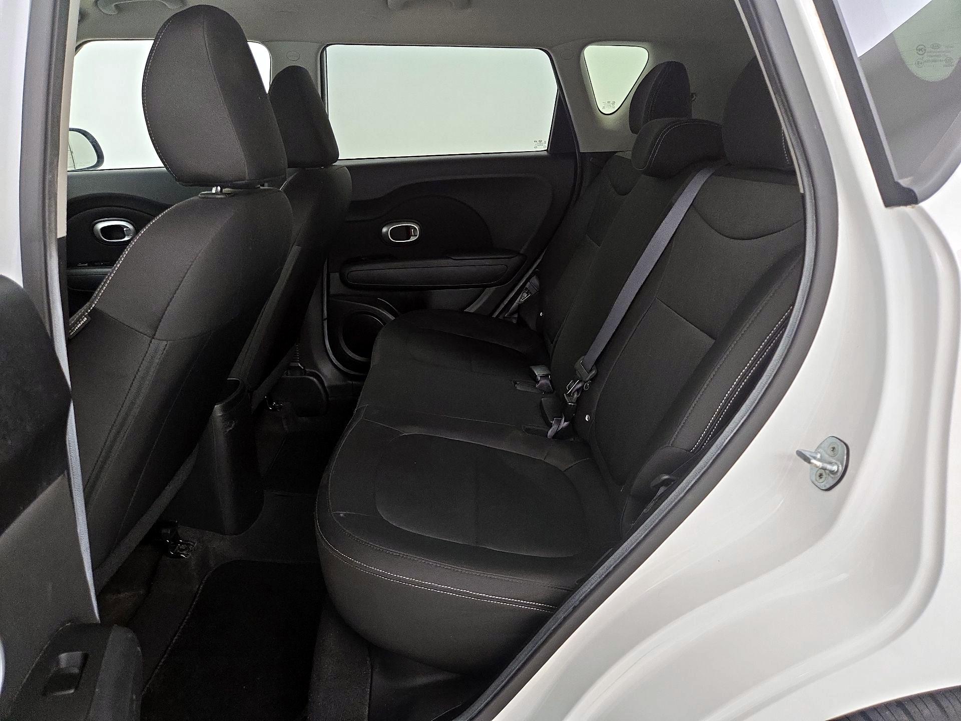 Thumbnail: 2016 Kia Soul - 18