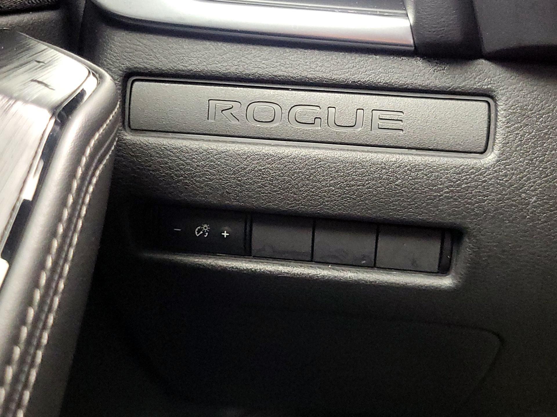 Thumbnail: 2022 Nissan Rogue - 13