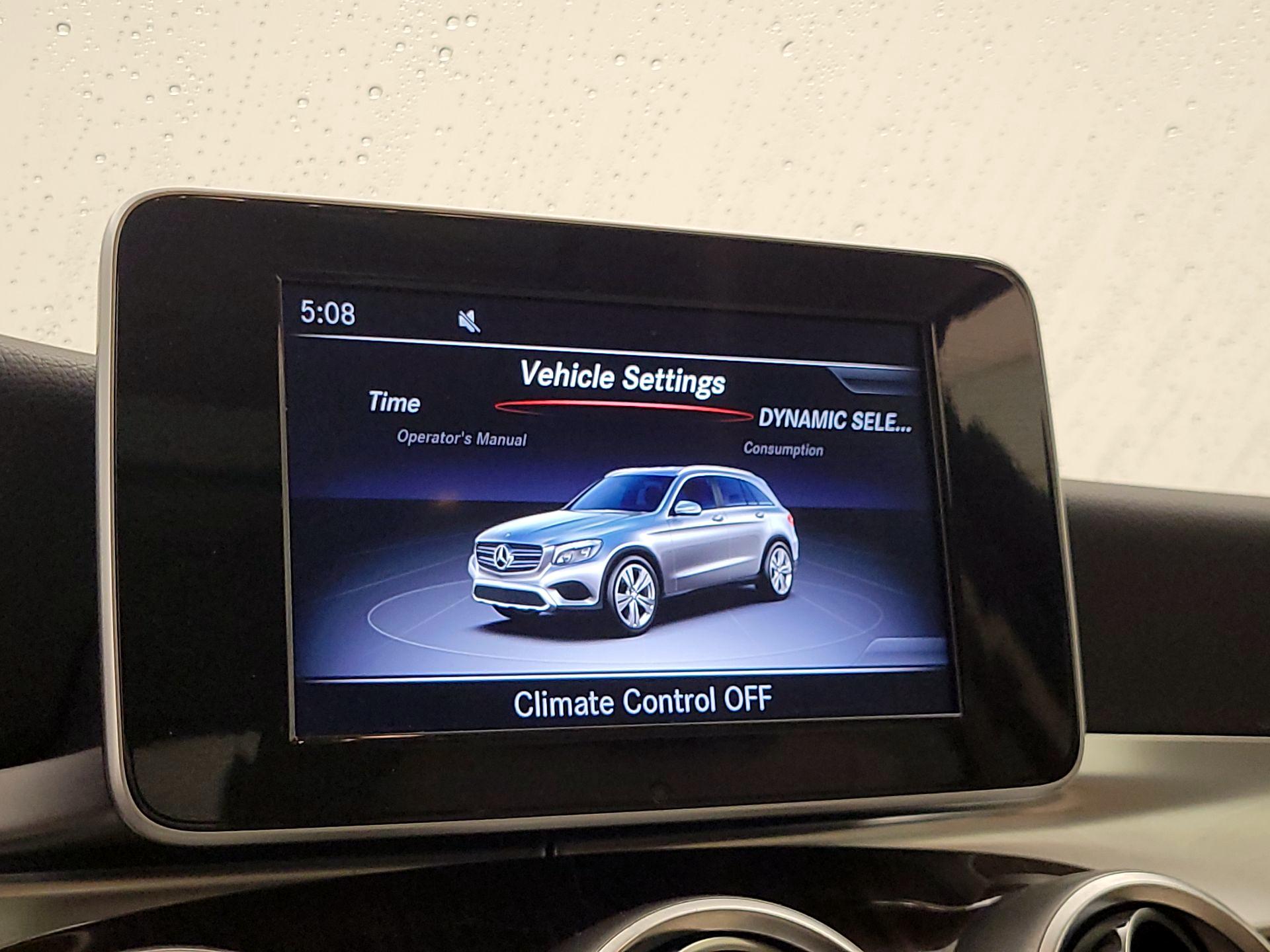 Thumbnail: 2019 Mercedes-Benz GLC - 15