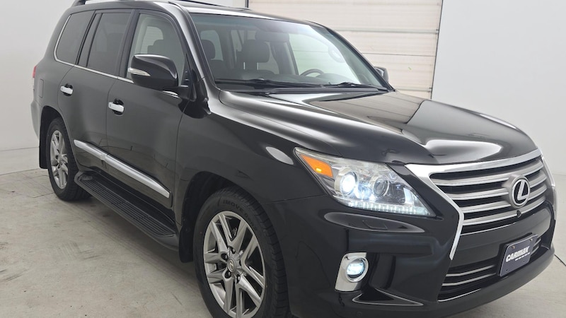 2015 Lexus LX 570 Hero Image