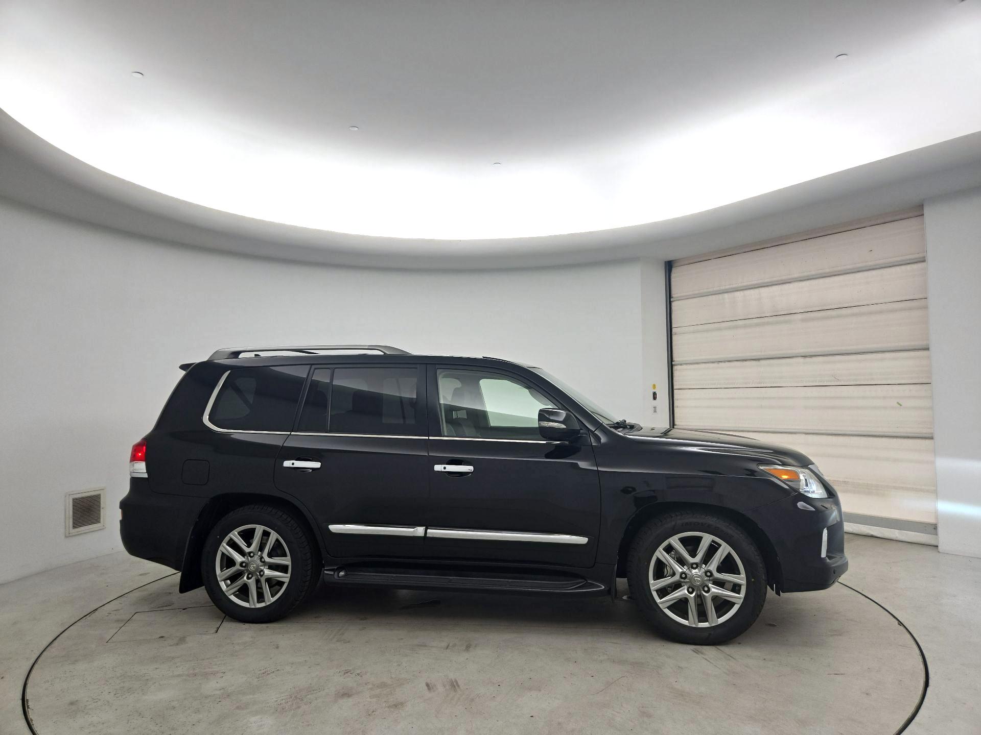 Thumbnail: 2015 Lexus LX - 4