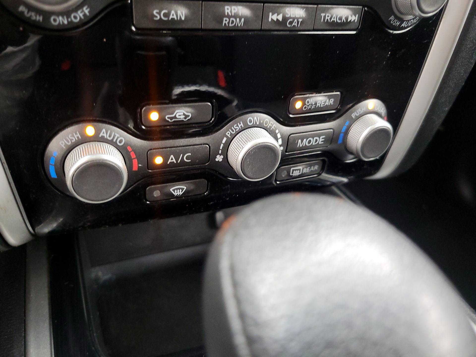 Thumbnail: 2017 Nissan Pathfinder - 16