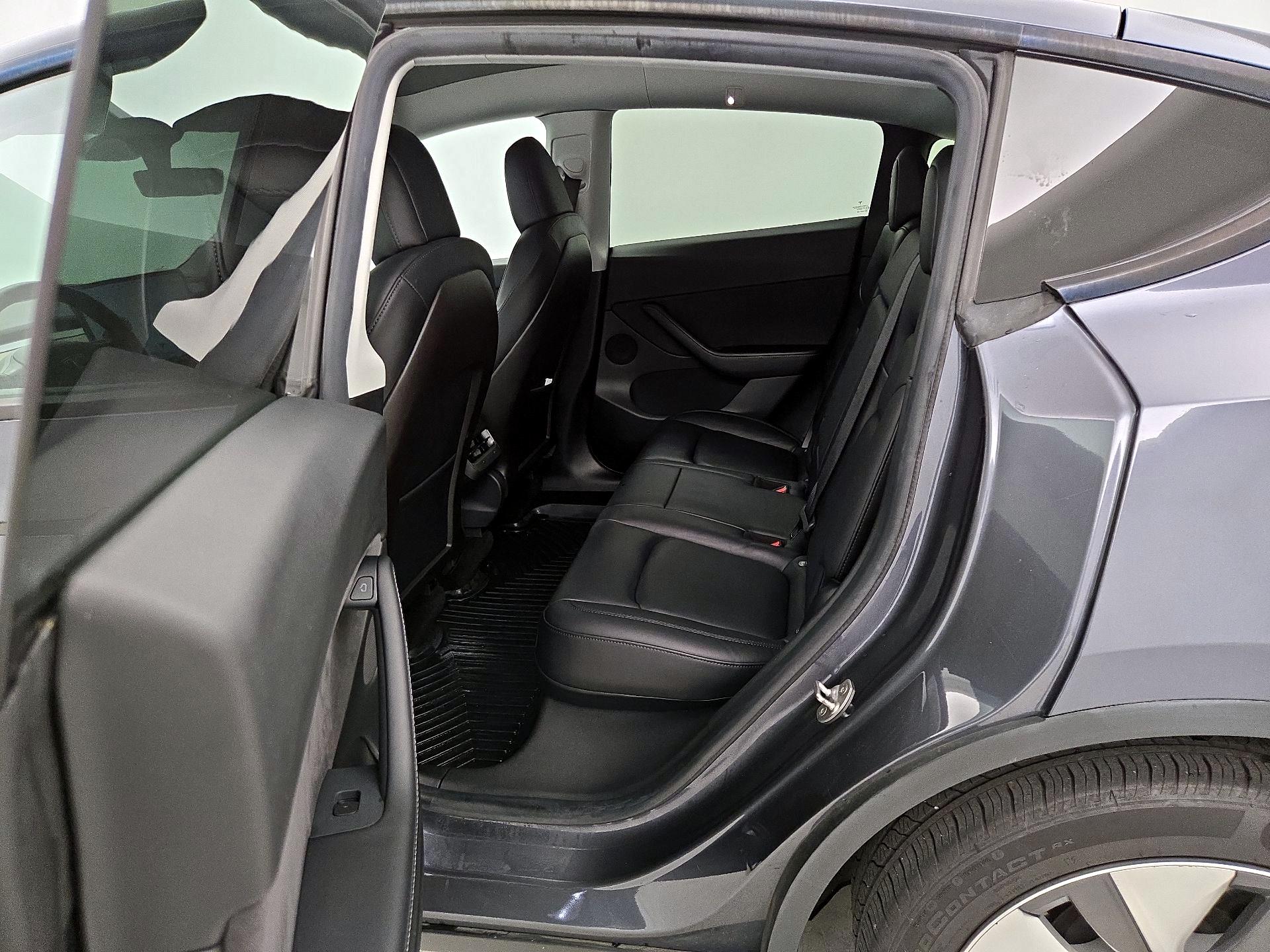 Thumbnail: 2021 Tesla Model Y - 19