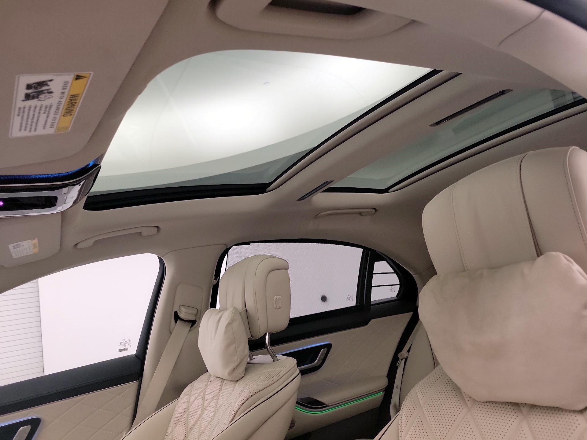 Thumbnail: 2022 Mercedes-Benz S-Class - 18