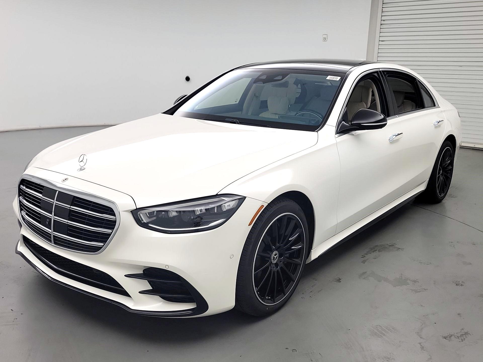Thumbnail: 2022 Mercedes-Benz S-Class - 3