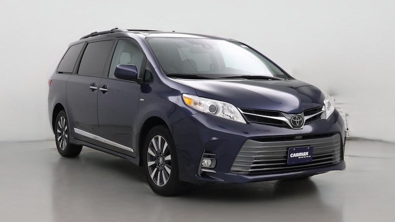 2020 Toyota Sienna XLE Hero Image