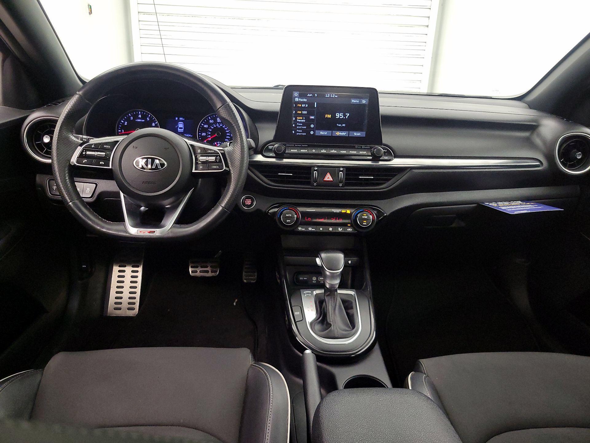 Thumbnail: 2020 Kia Forte - 9