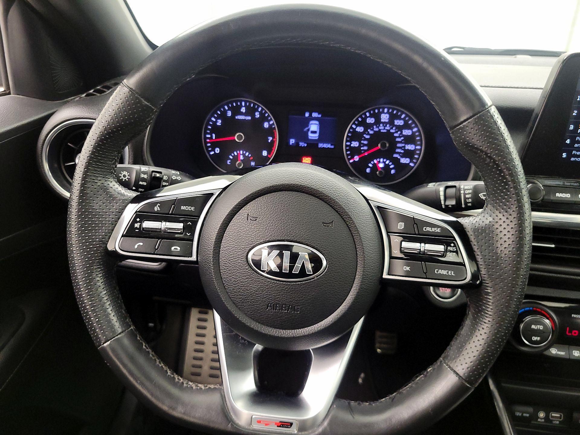 Thumbnail: 2020 Kia Forte - 10