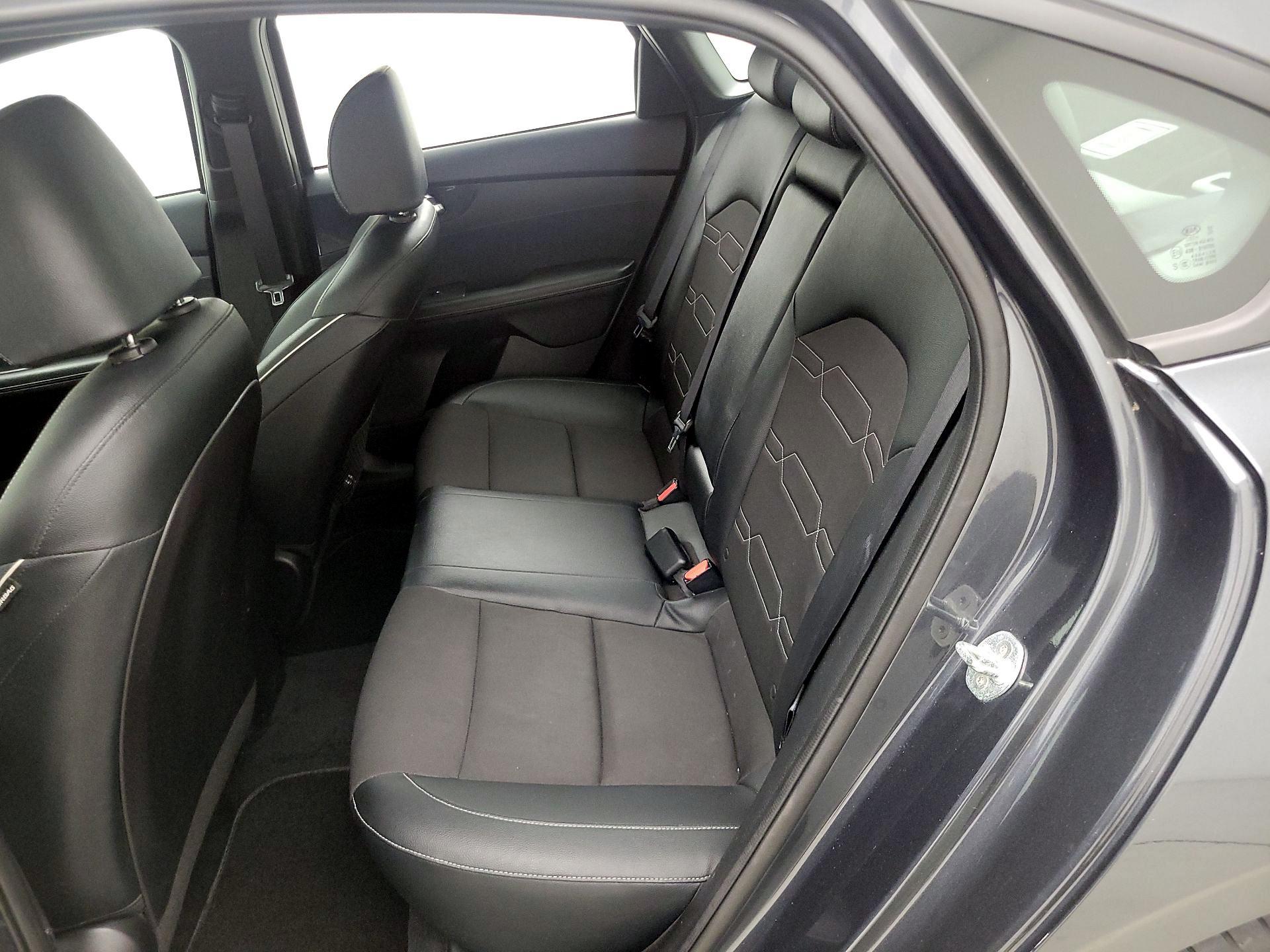 Thumbnail: 2020 Kia Forte - 20