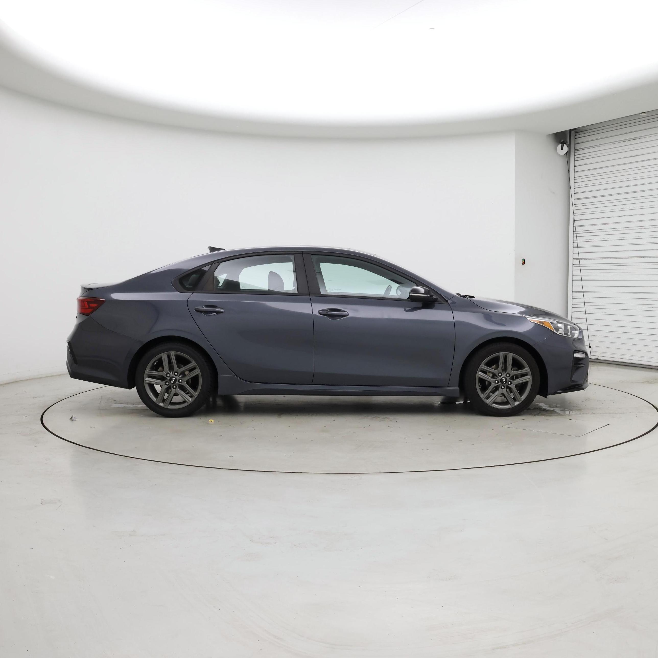 Thumbnail: 2020 Kia Forte - 7