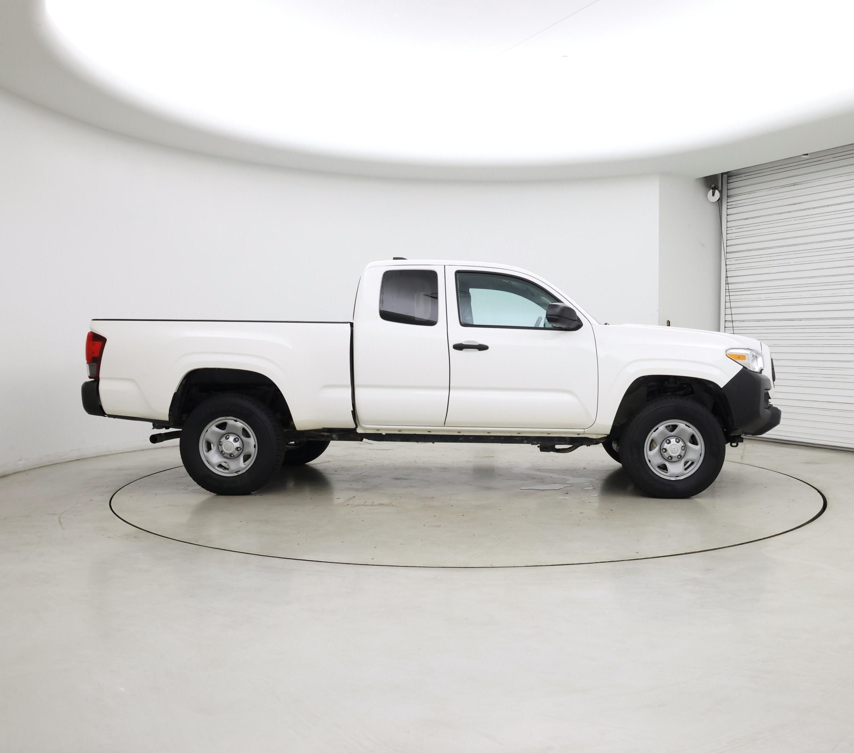 Thumbnail: 2023 Toyota Tacoma - 7