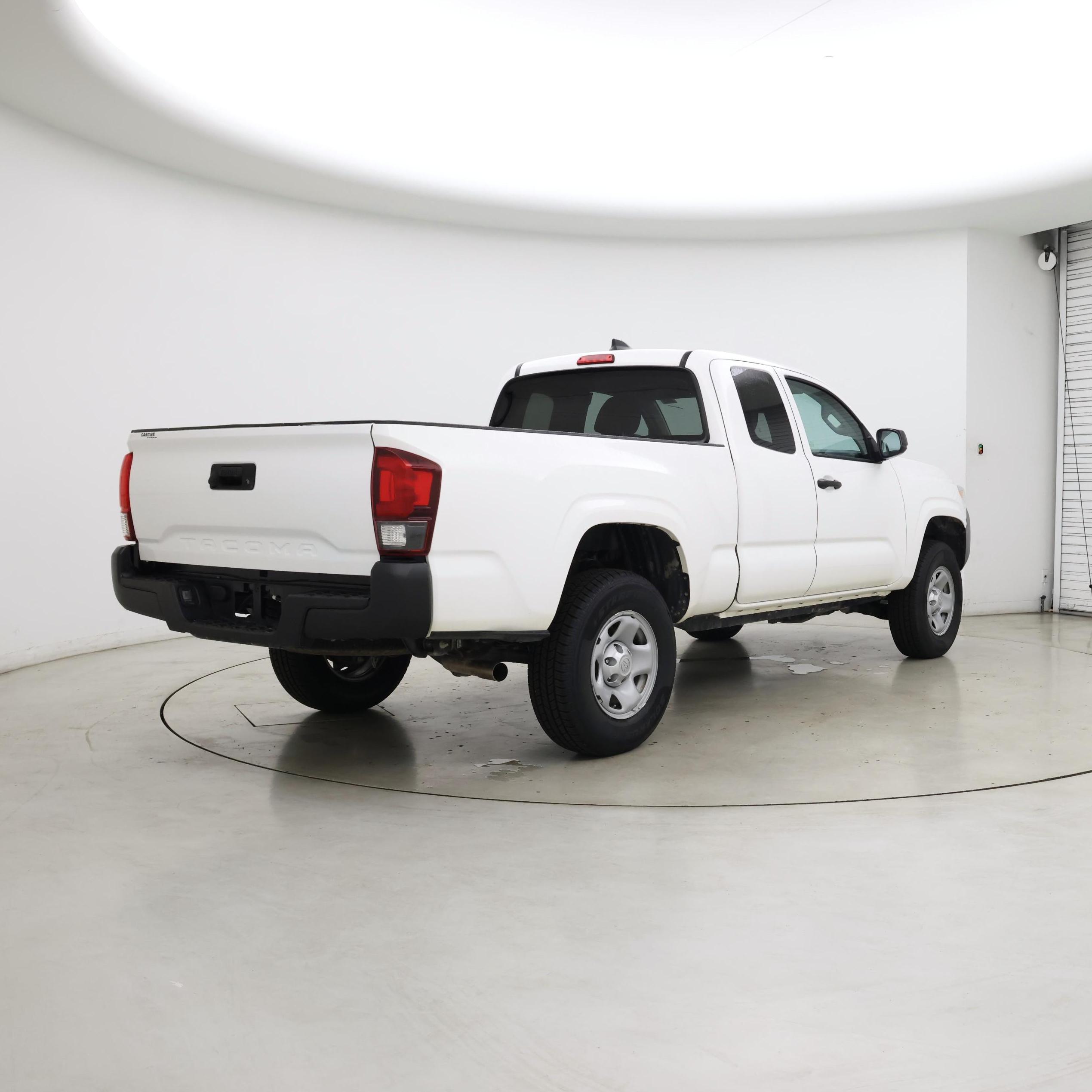 Thumbnail: 2023 Toyota Tacoma - 8