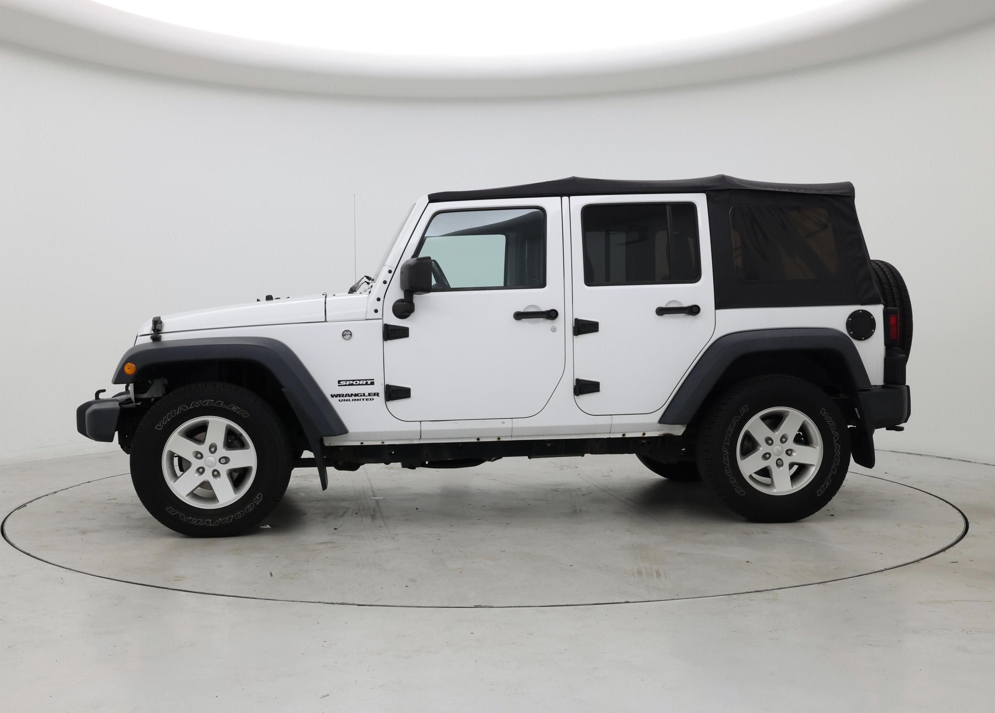 Thumbnail: 2016 Jeep Wrangler - 3