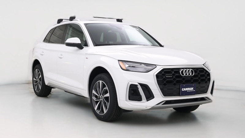 2023 Audi Q5 e Premium Plus Hero Image