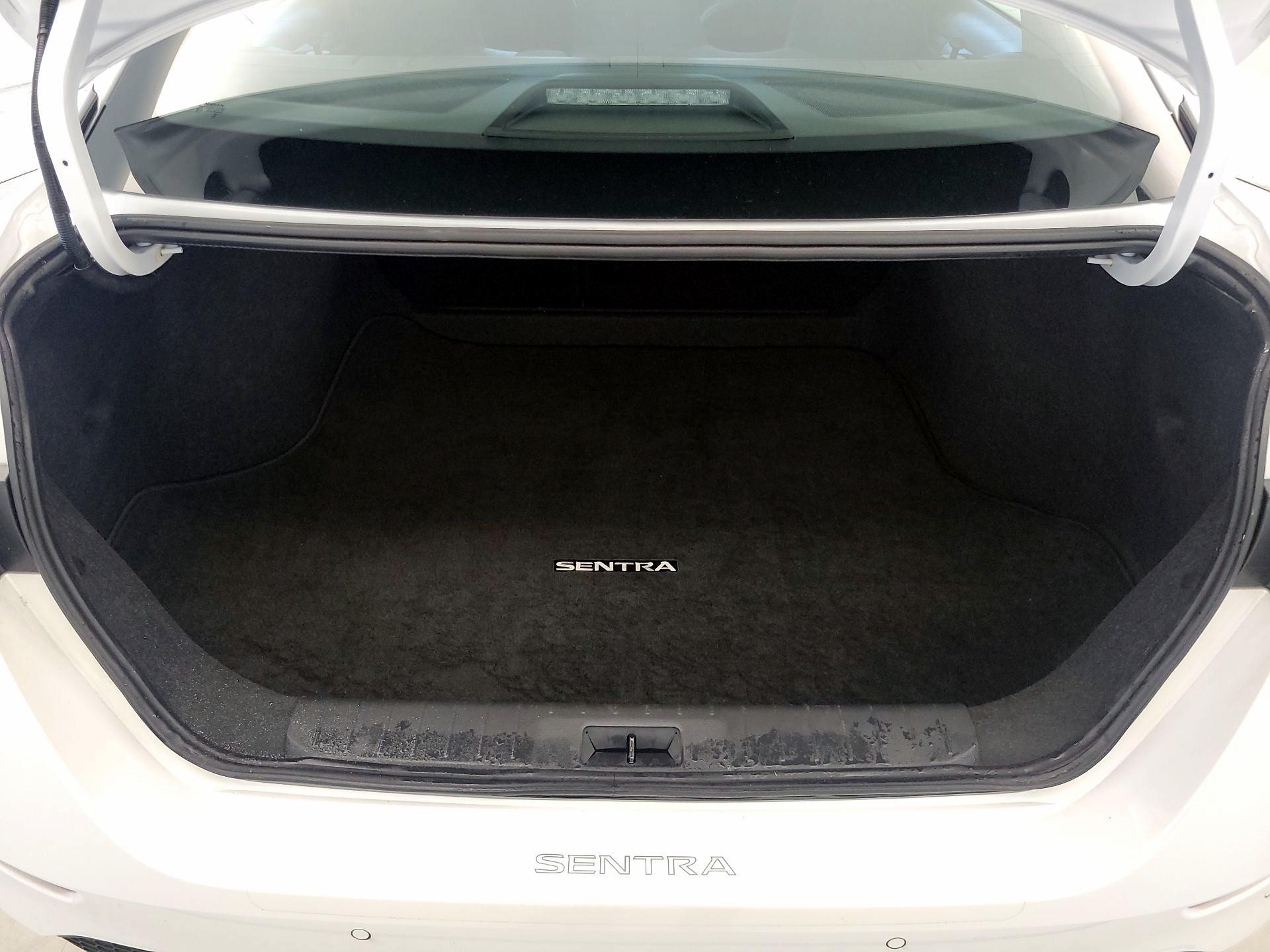 Thumbnail: 2024 Nissan Sentra - 20