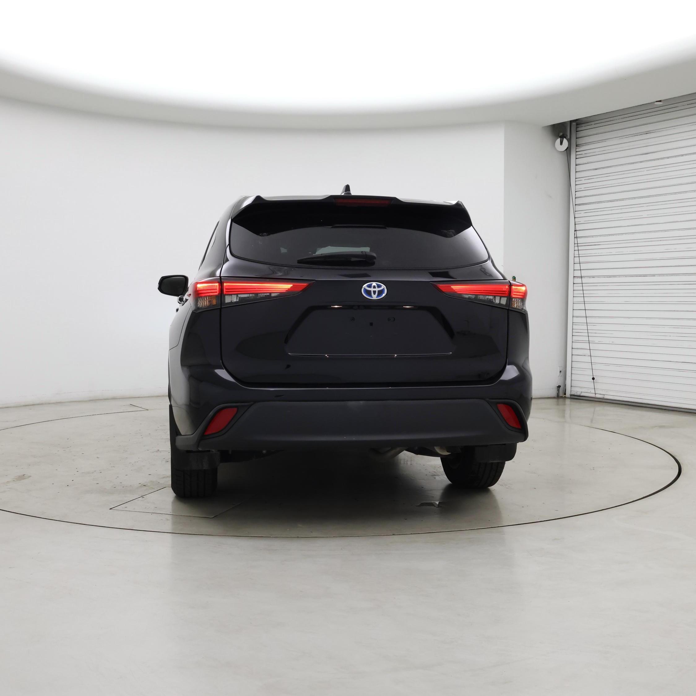 Thumbnail: 2022 Toyota Highlander - 6