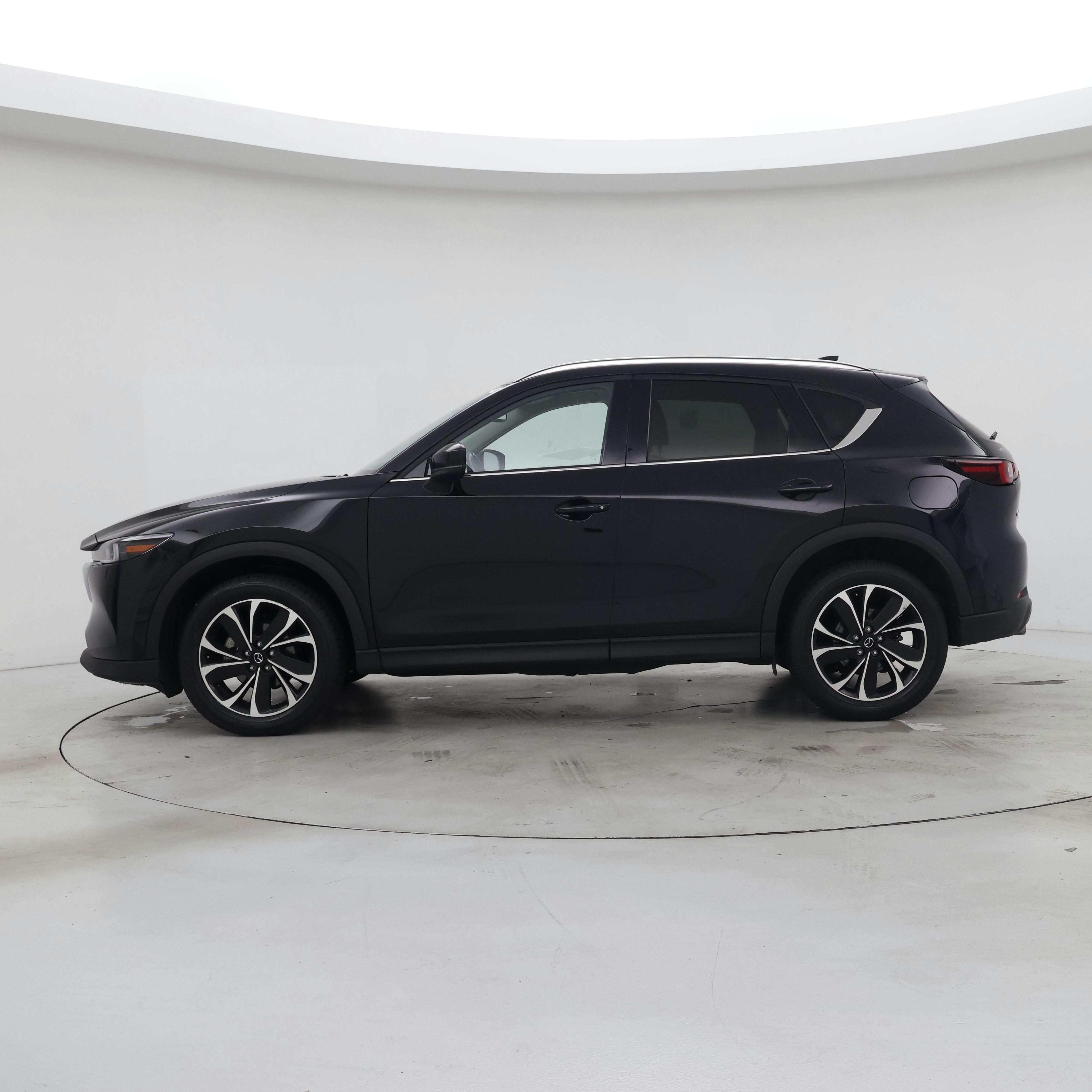 Thumbnail: 2022 Mazda CX-5 - 3