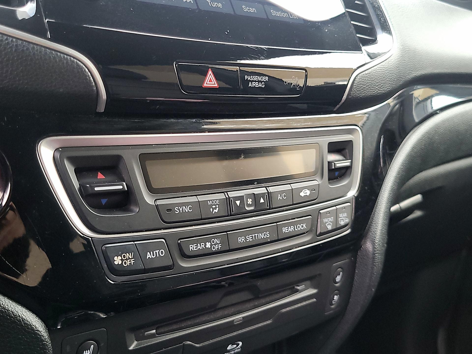 Thumbnail: 2021 Honda Pilot - 17