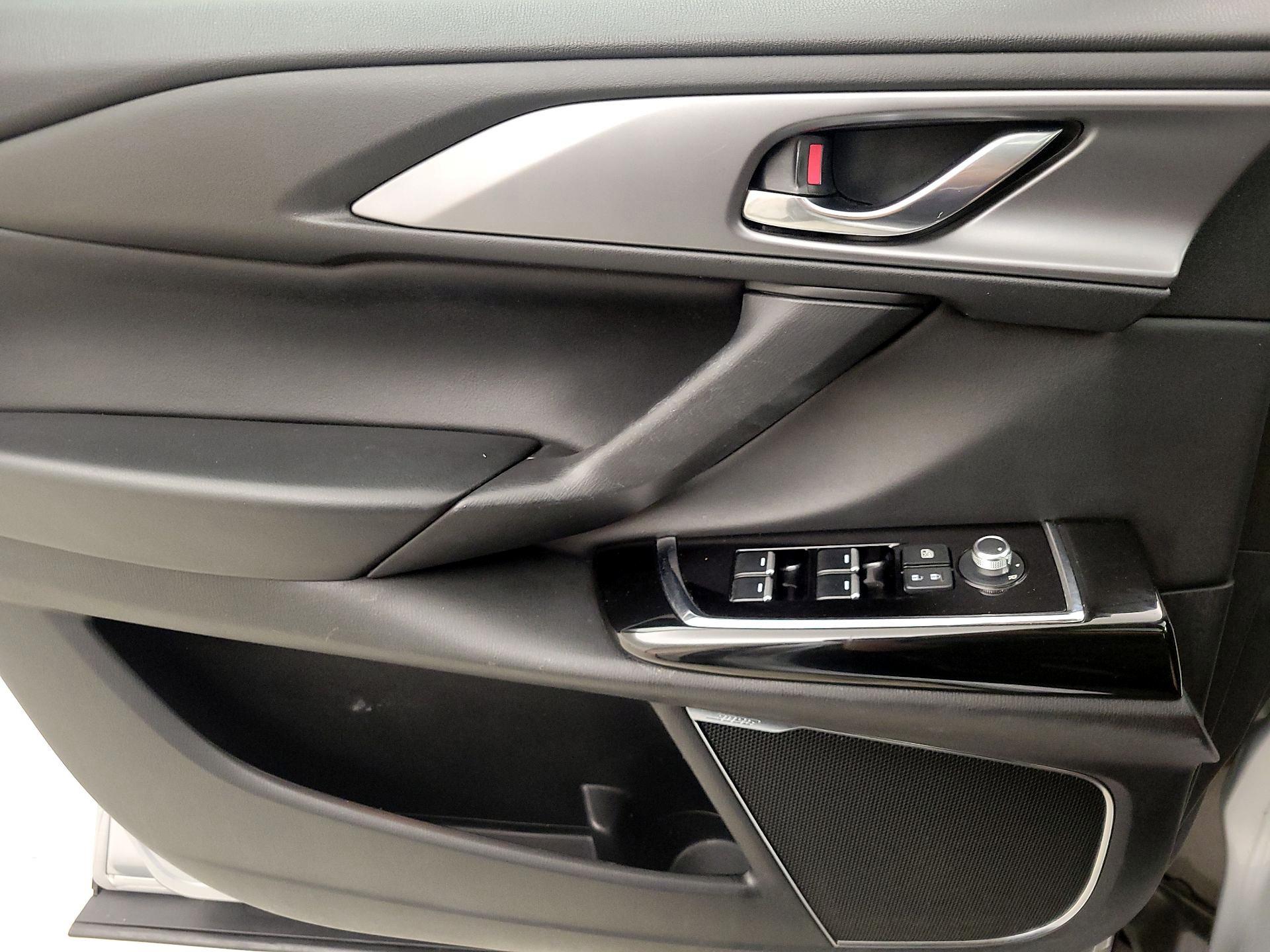 Thumbnail: 2022 Mazda CX-9 - 12