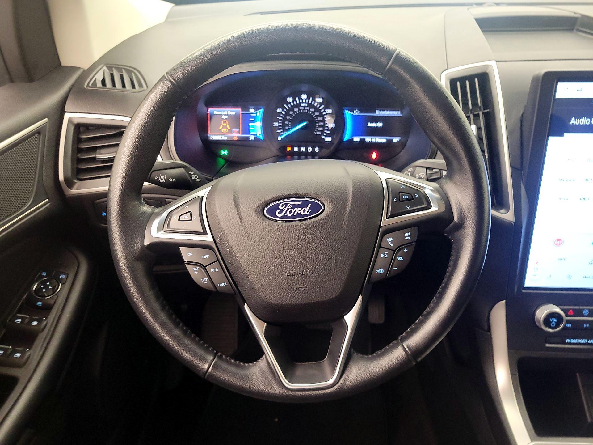 Thumbnail: 2023 Ford Edge - 10