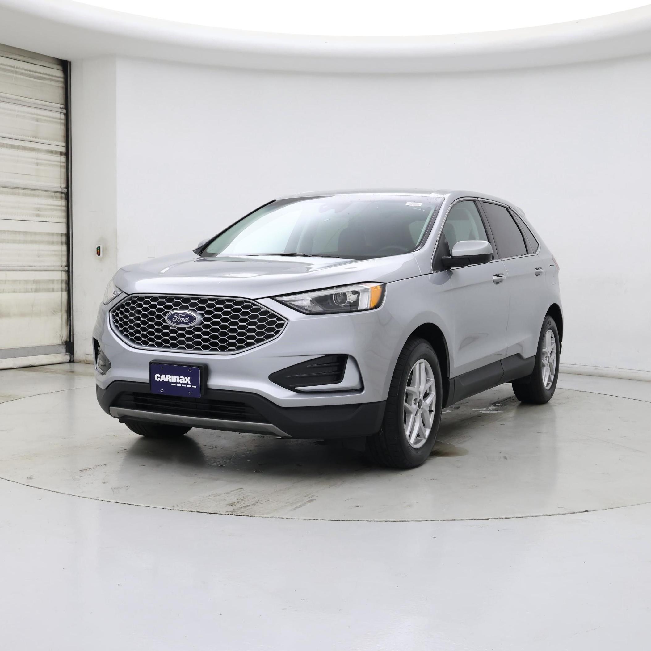 Thumbnail: 2023 Ford Edge - 4