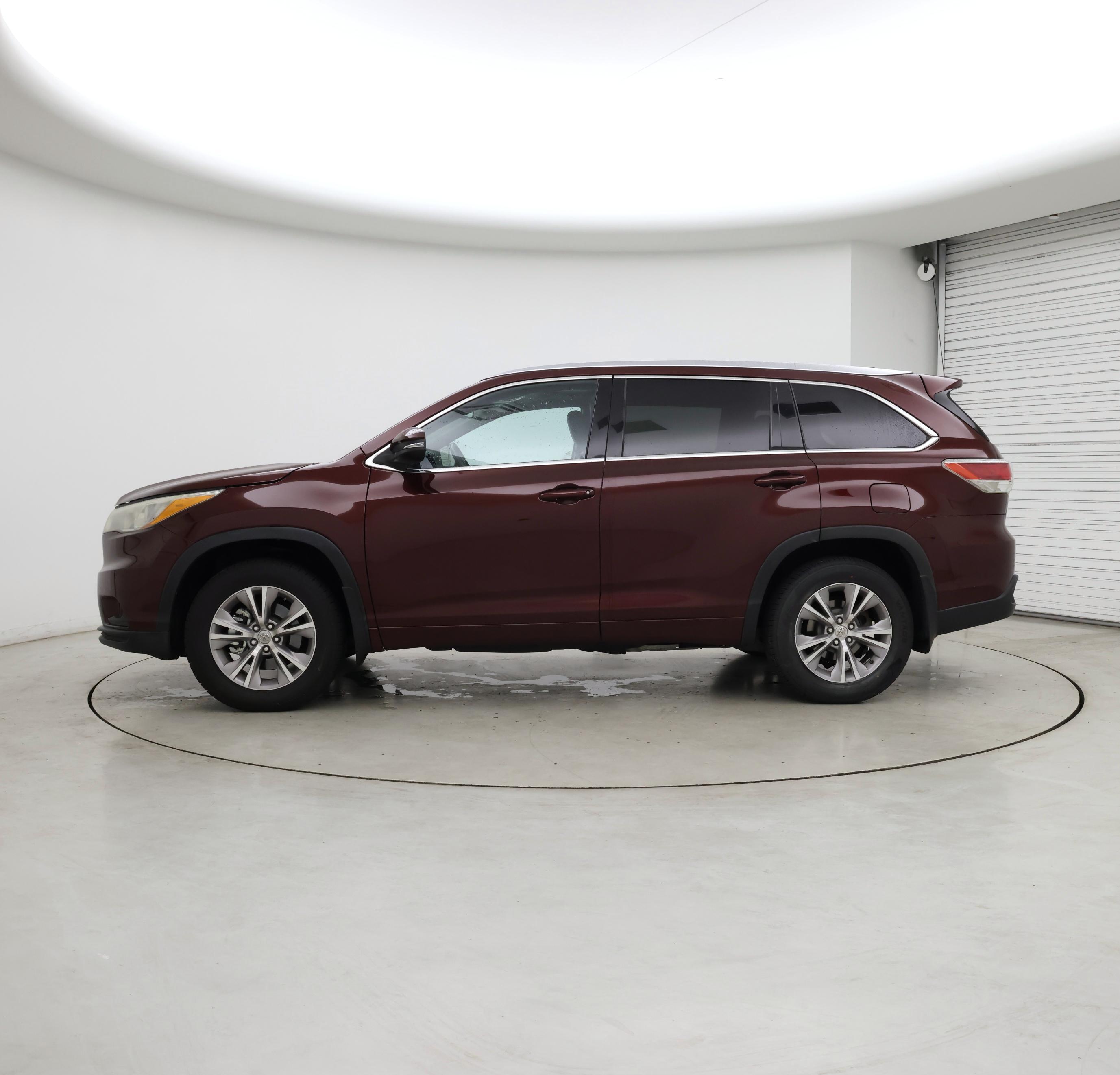 Thumbnail: 2015 Toyota Highlander - 3