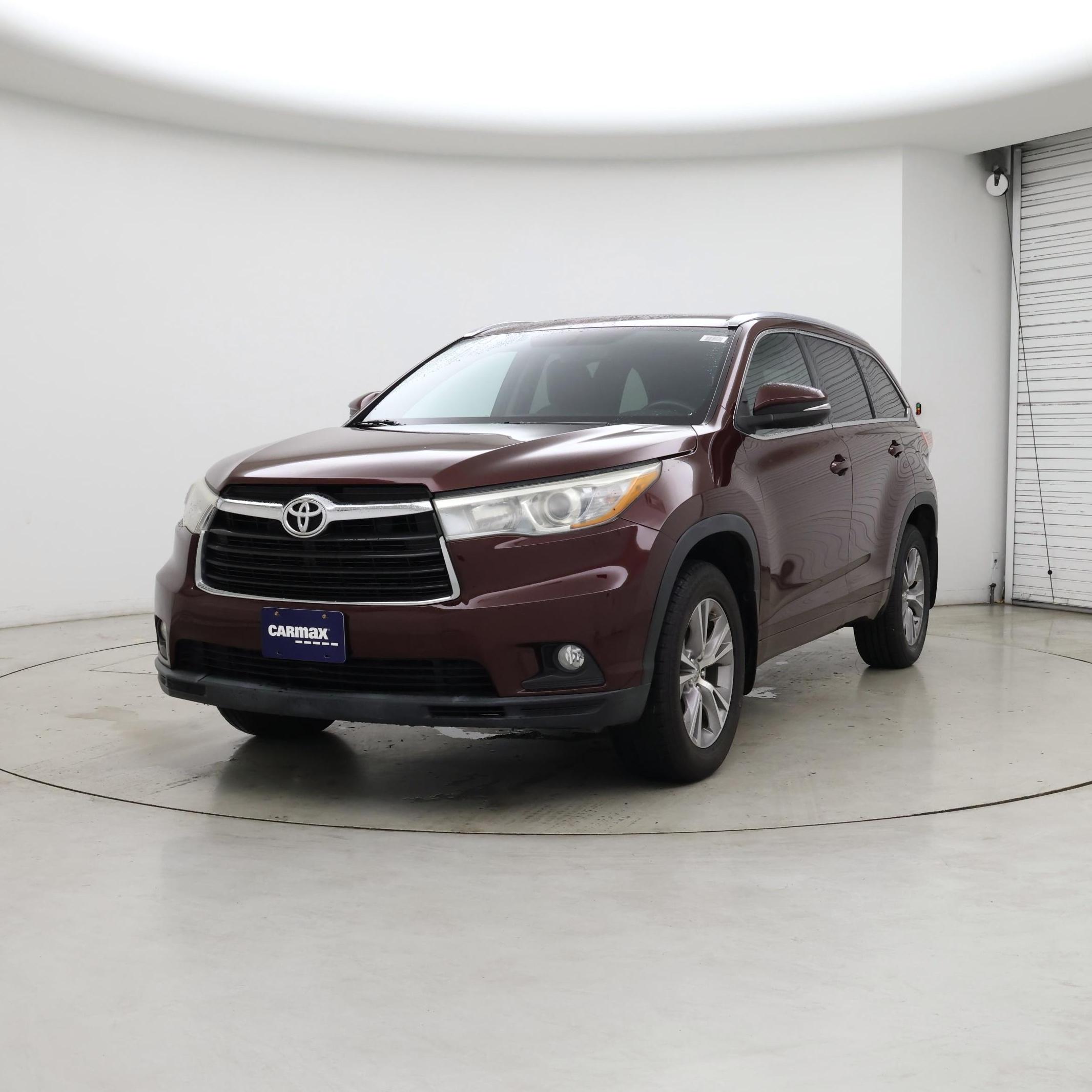 Thumbnail: 2015 Toyota Highlander - 4