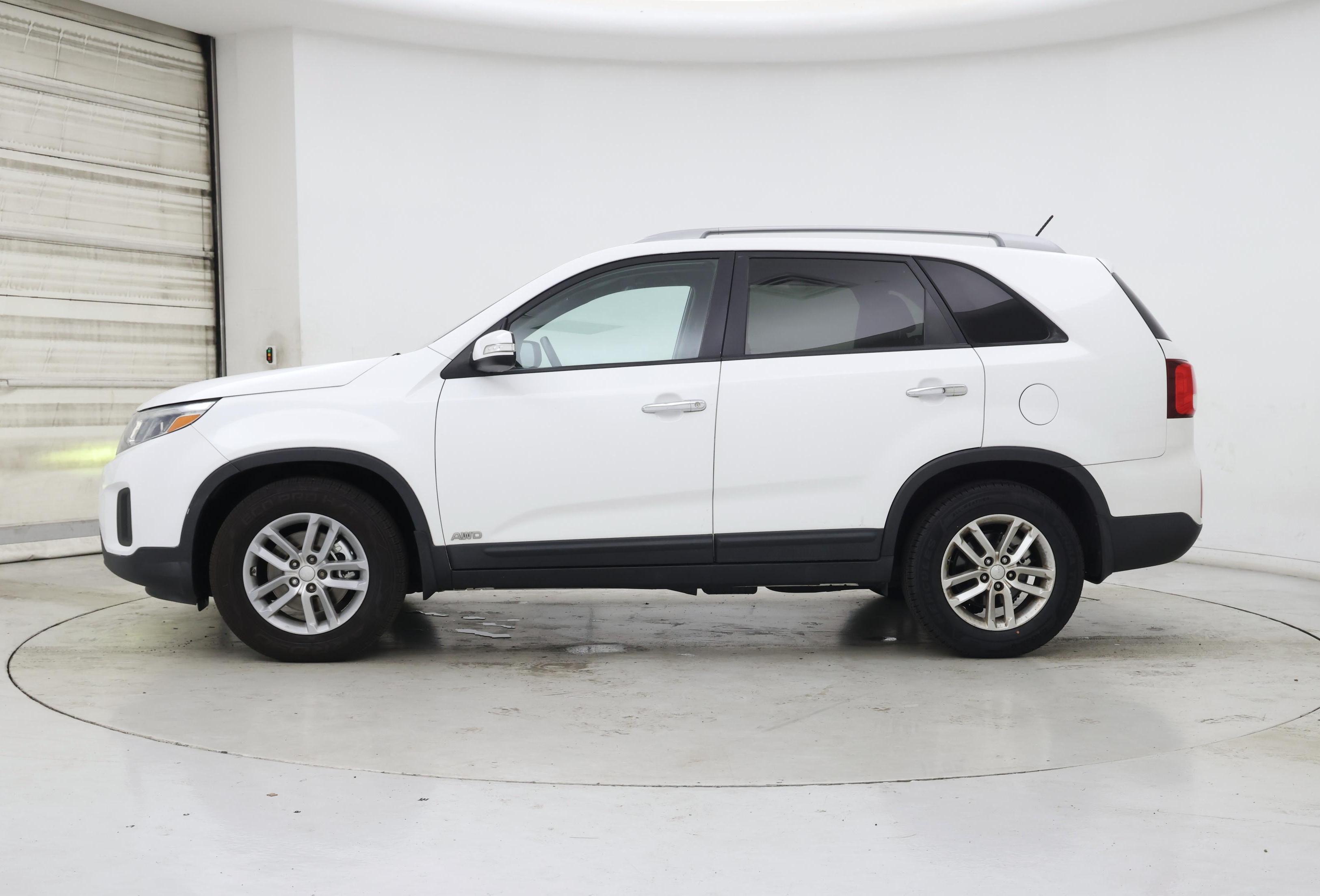 Thumbnail: 2015 Kia Sorento - 3