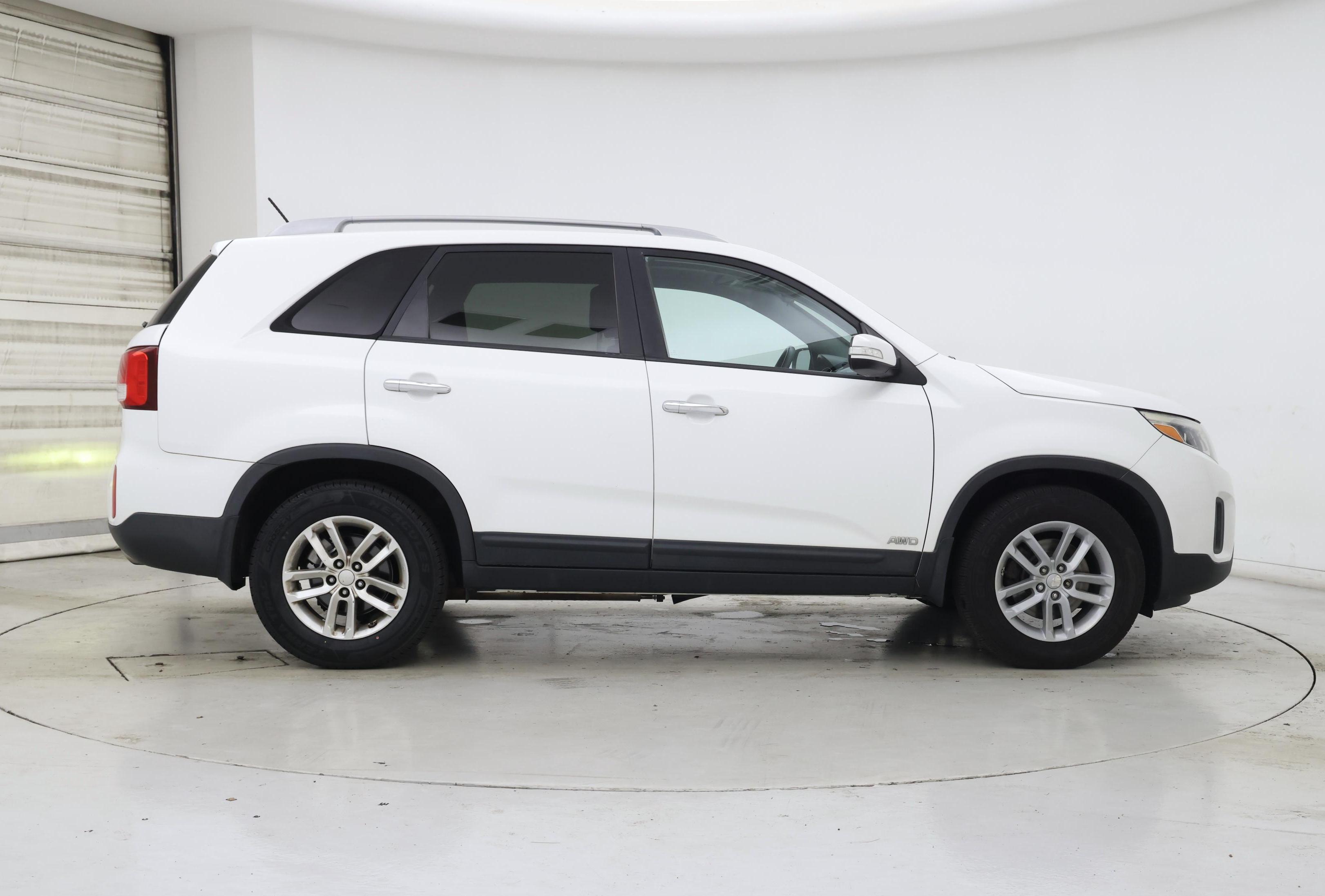 Thumbnail: 2015 Kia Sorento - 7