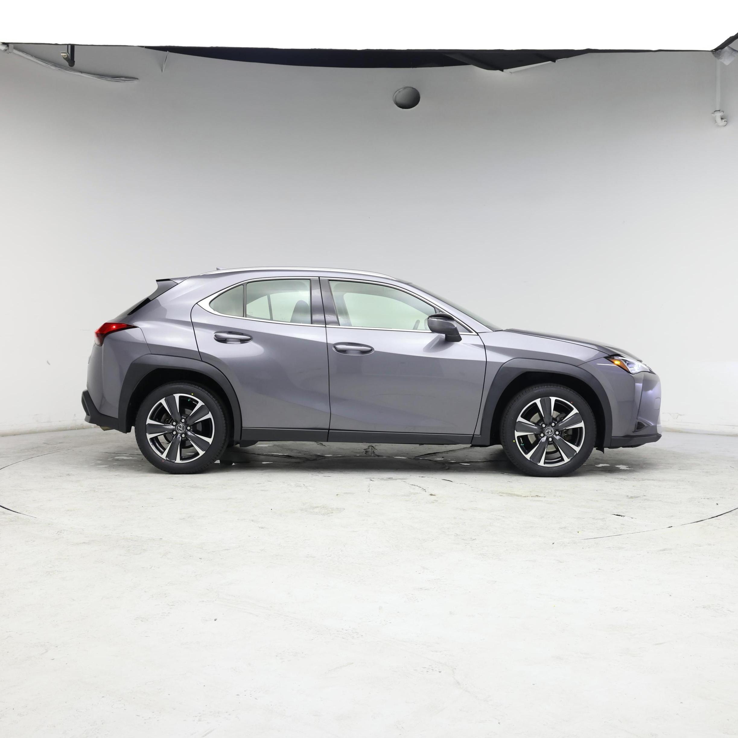 Thumbnail: 2021 Lexus UX - 7